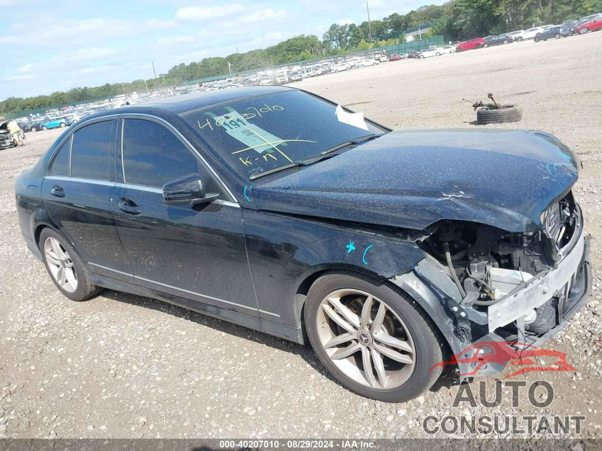 MERCEDES-BENZ C 250 2013 - WDDGF4HB4DR265358
