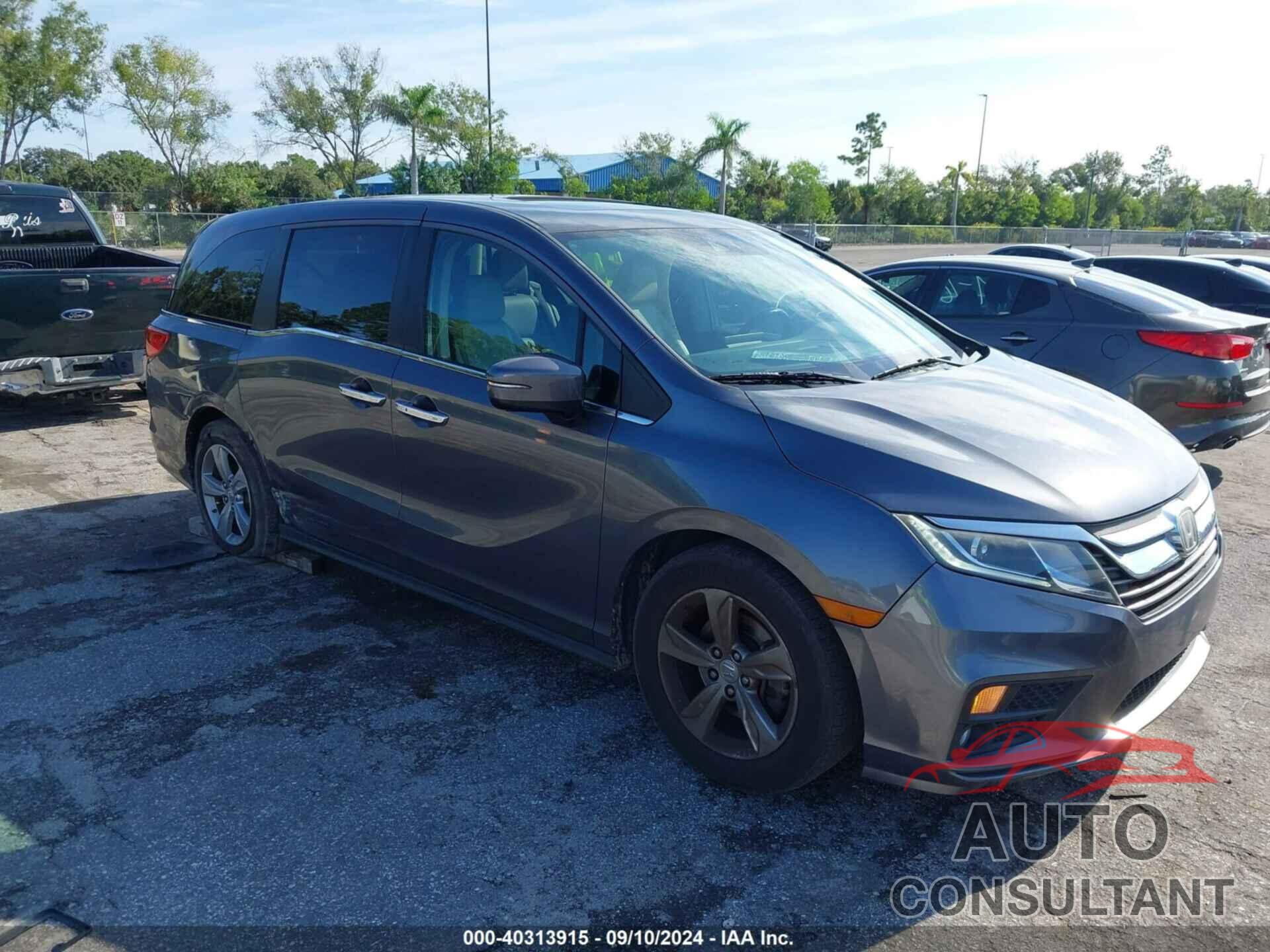 HONDA ODYSSEY 2018 - 5FNRL6H78JB046908