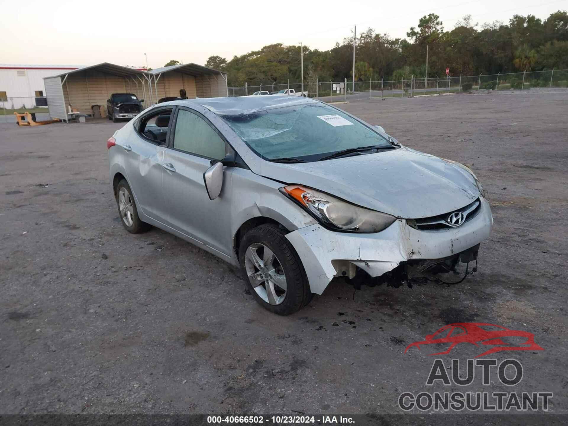 HYUNDAI ELANTRA 2013 - KMHDH4AEXDU872983