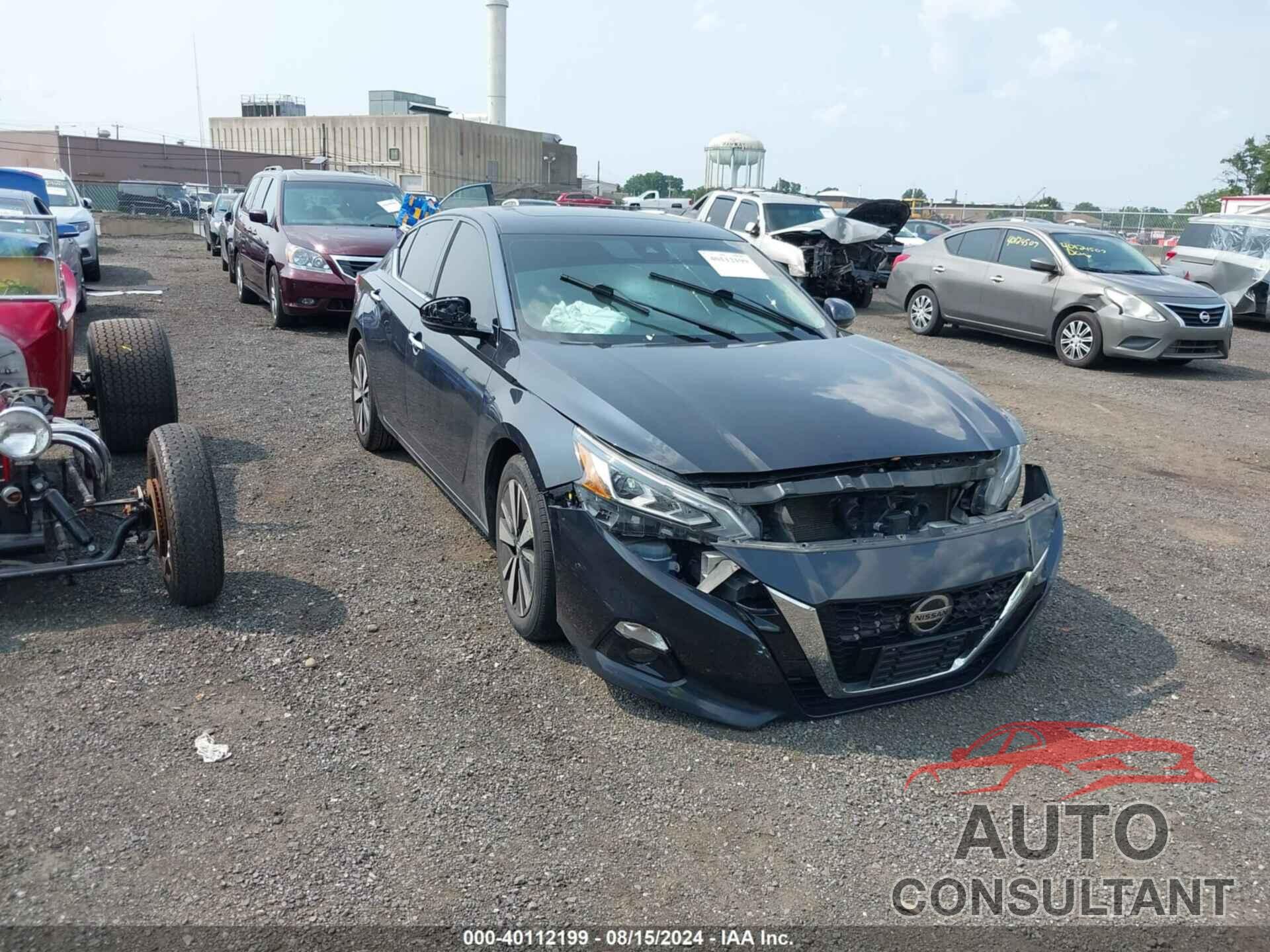 NISSAN ALTIMA 2019 - 1N4BL4EV2KC240010