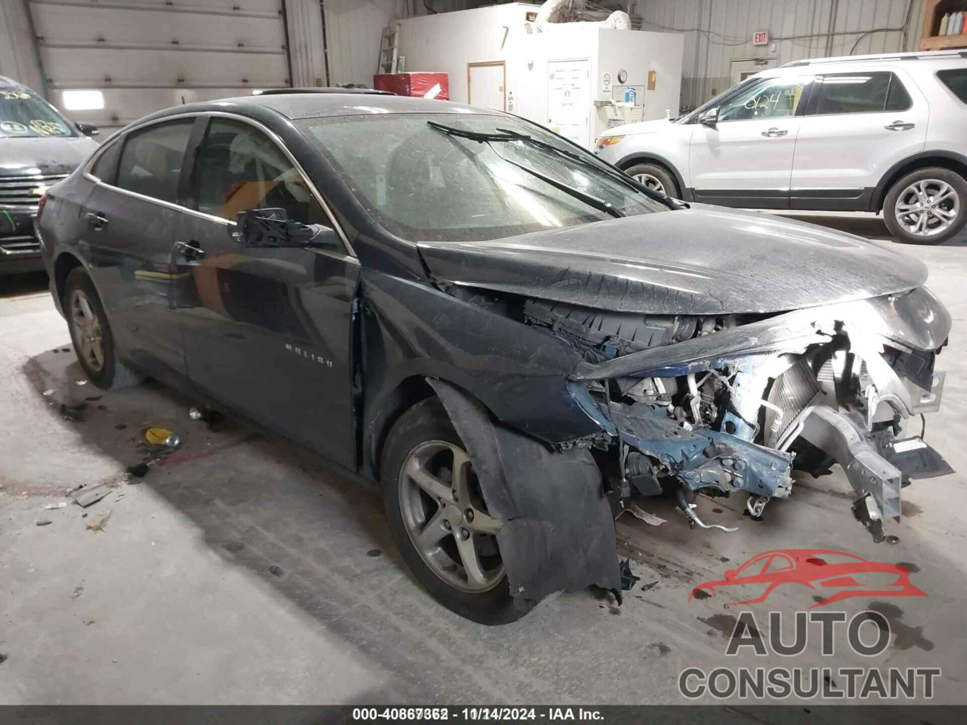 CHEVROLET MALIBU 2018 - 1G1ZB5ST0JF180139