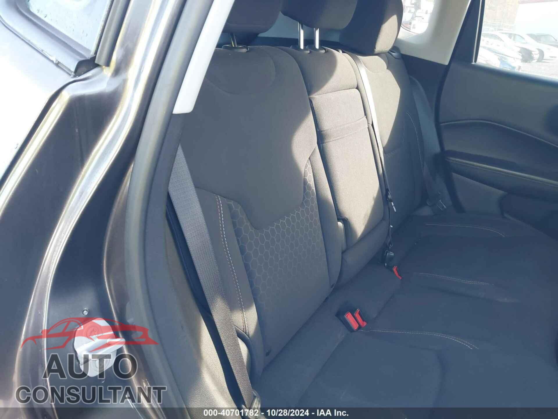 JEEP COMPASS 2019 - 3C4NJDAB8KT723756