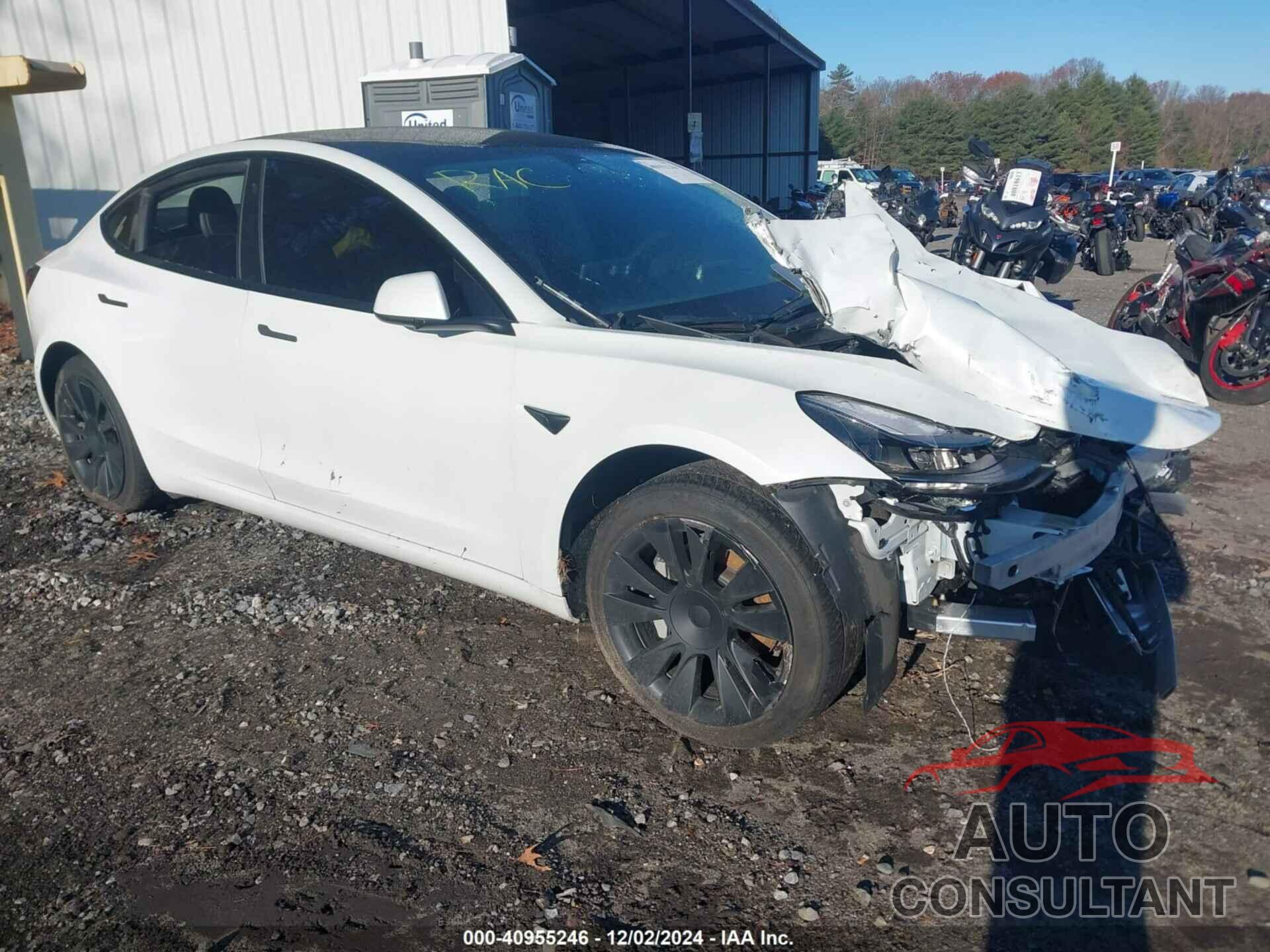 TESLA MODEL 3 2022 - 5YJ3E1EB6NF333309