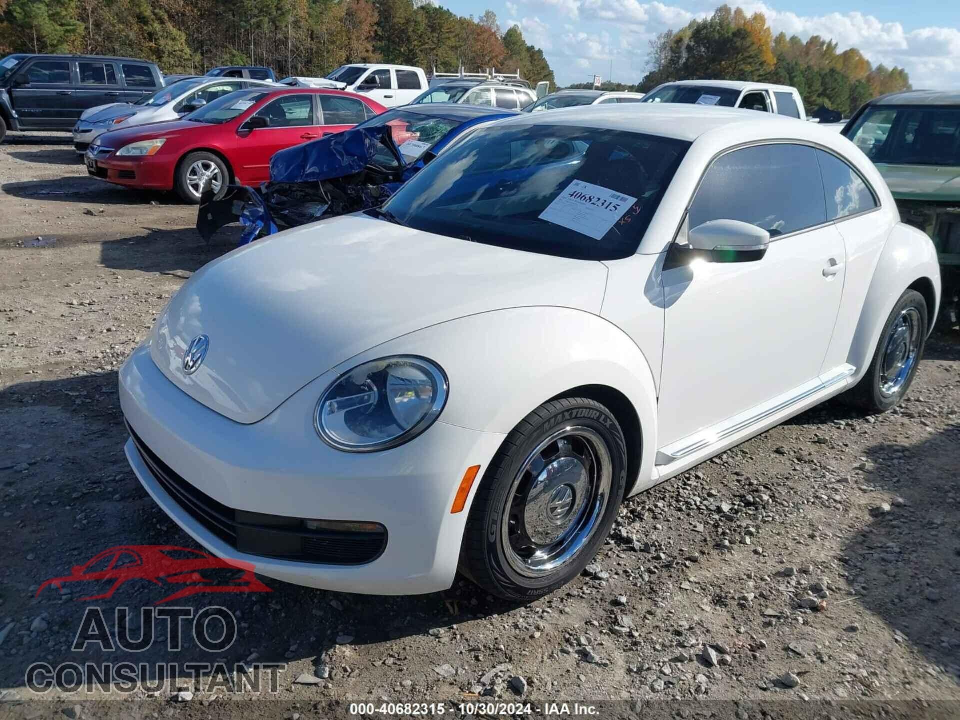 VOLKSWAGEN BEETLE 2012 - 3VWJX7AT2CM659729