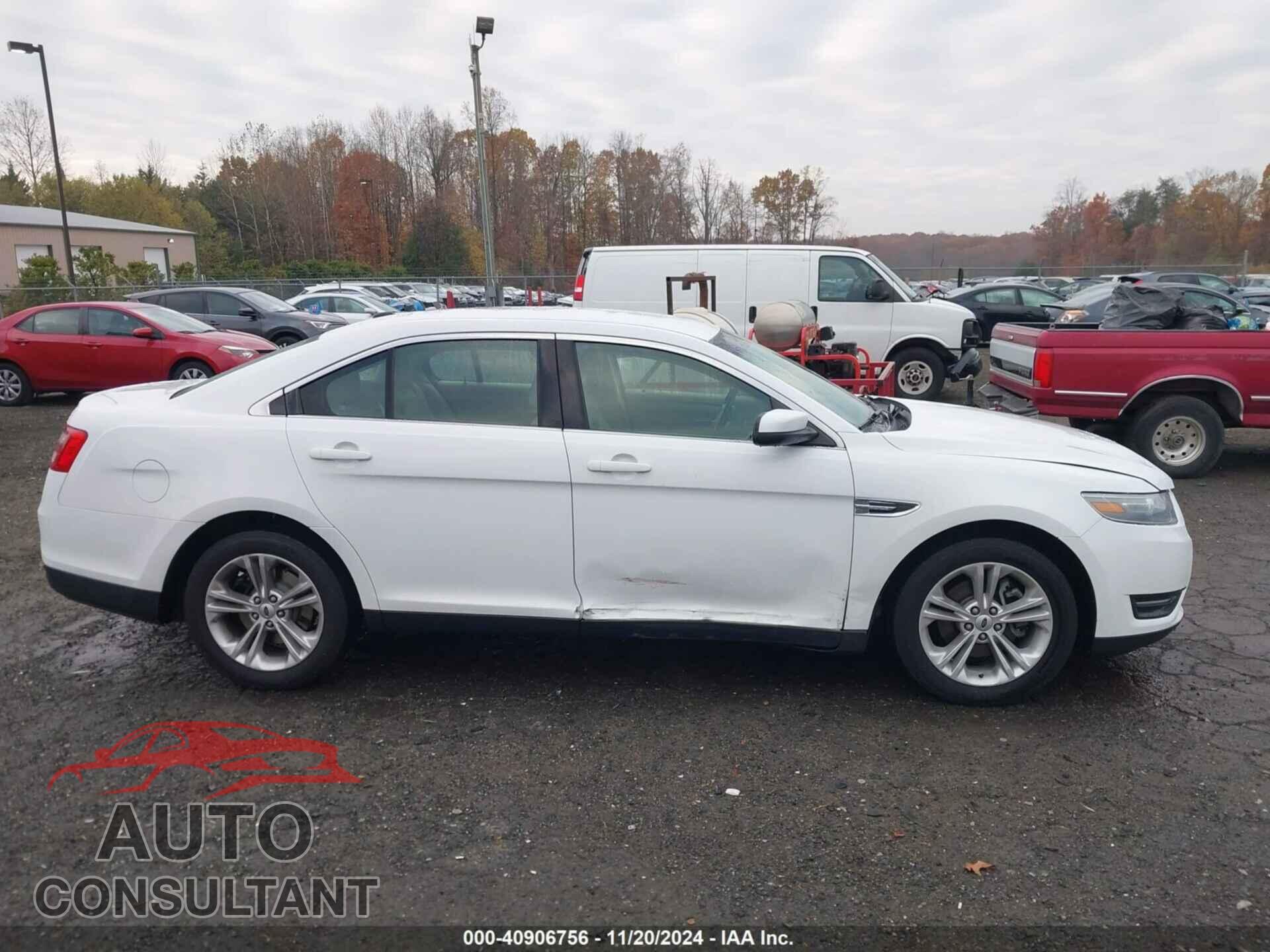 FORD TAURUS 2013 - 1FAHP2E82DG111449