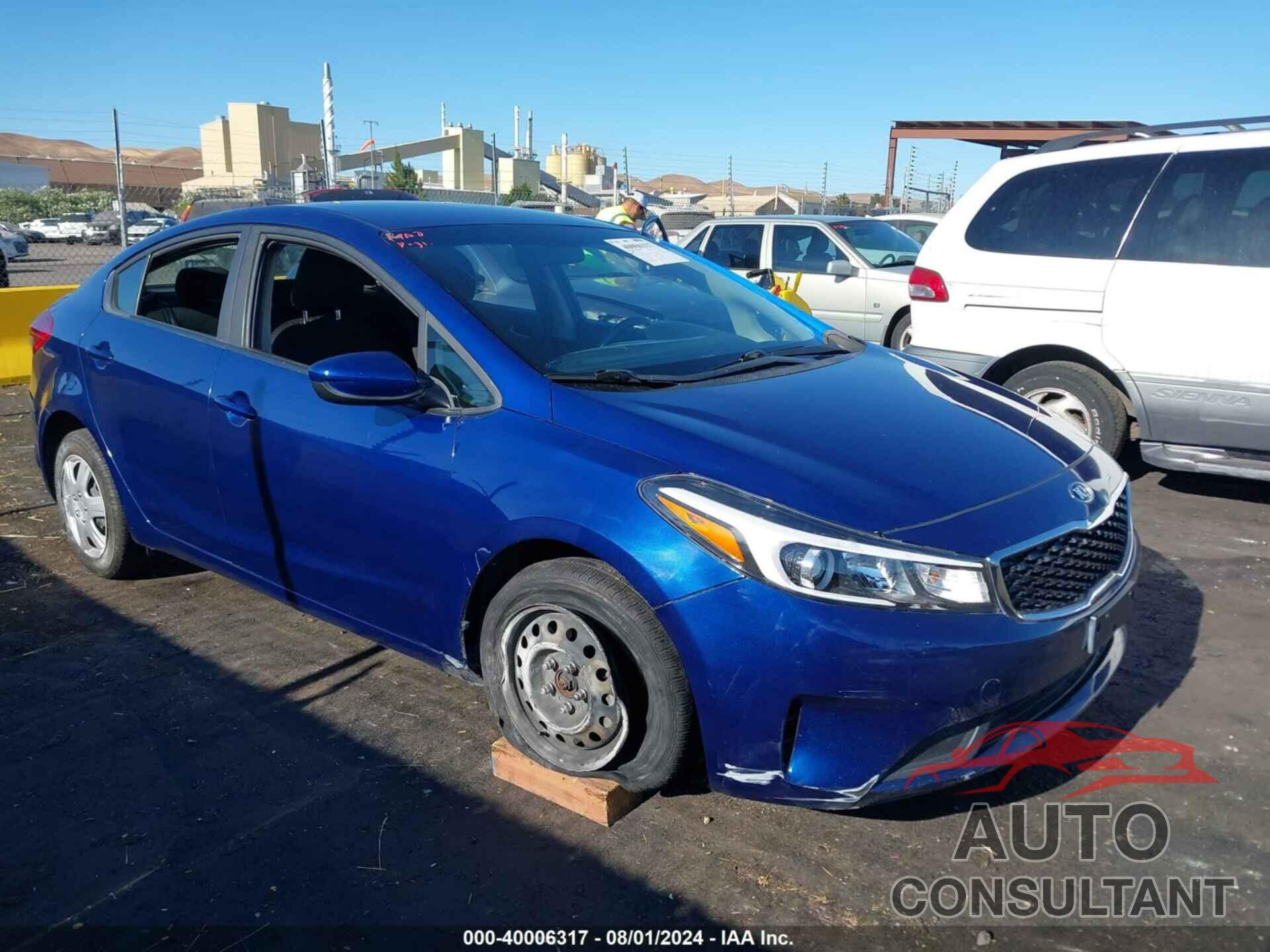 KIA FORTE 2018 - 3KPFK4A77JE230246