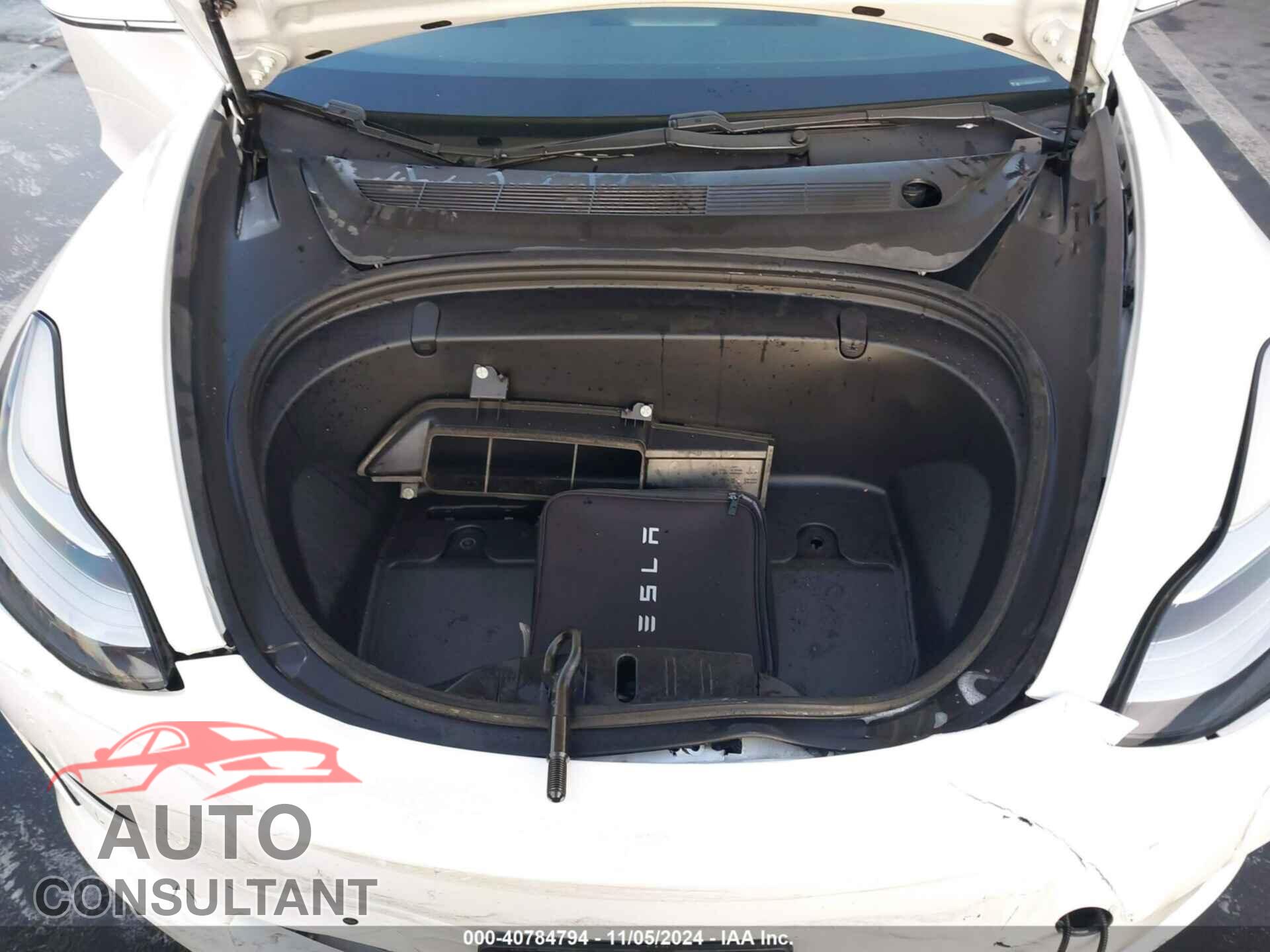 TESLA MODEL 3 2019 - 5YJ3E1EA5KF402591