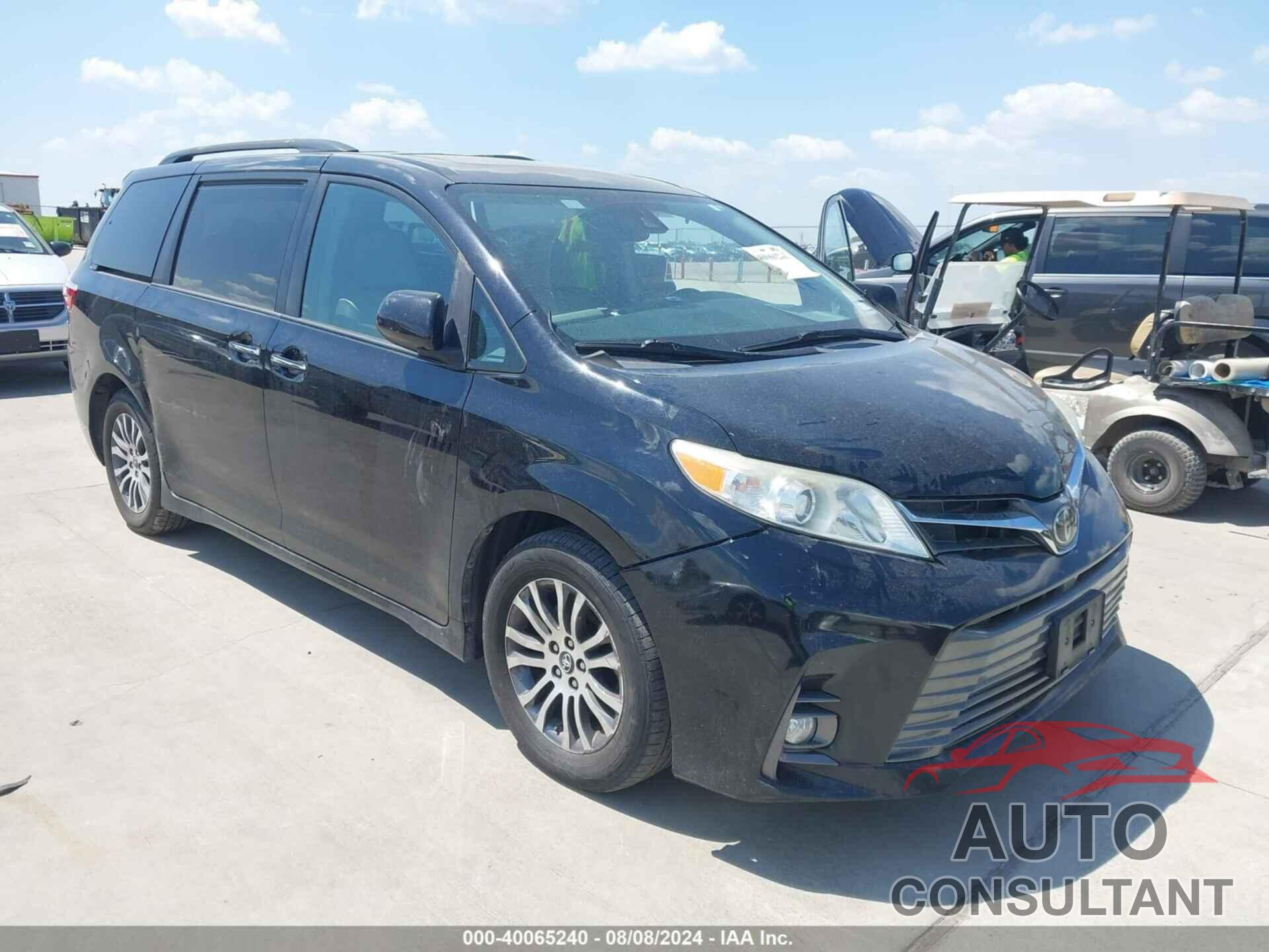 TOYOTA SIENNA 2018 - 5TDYZ3DC6JS912855