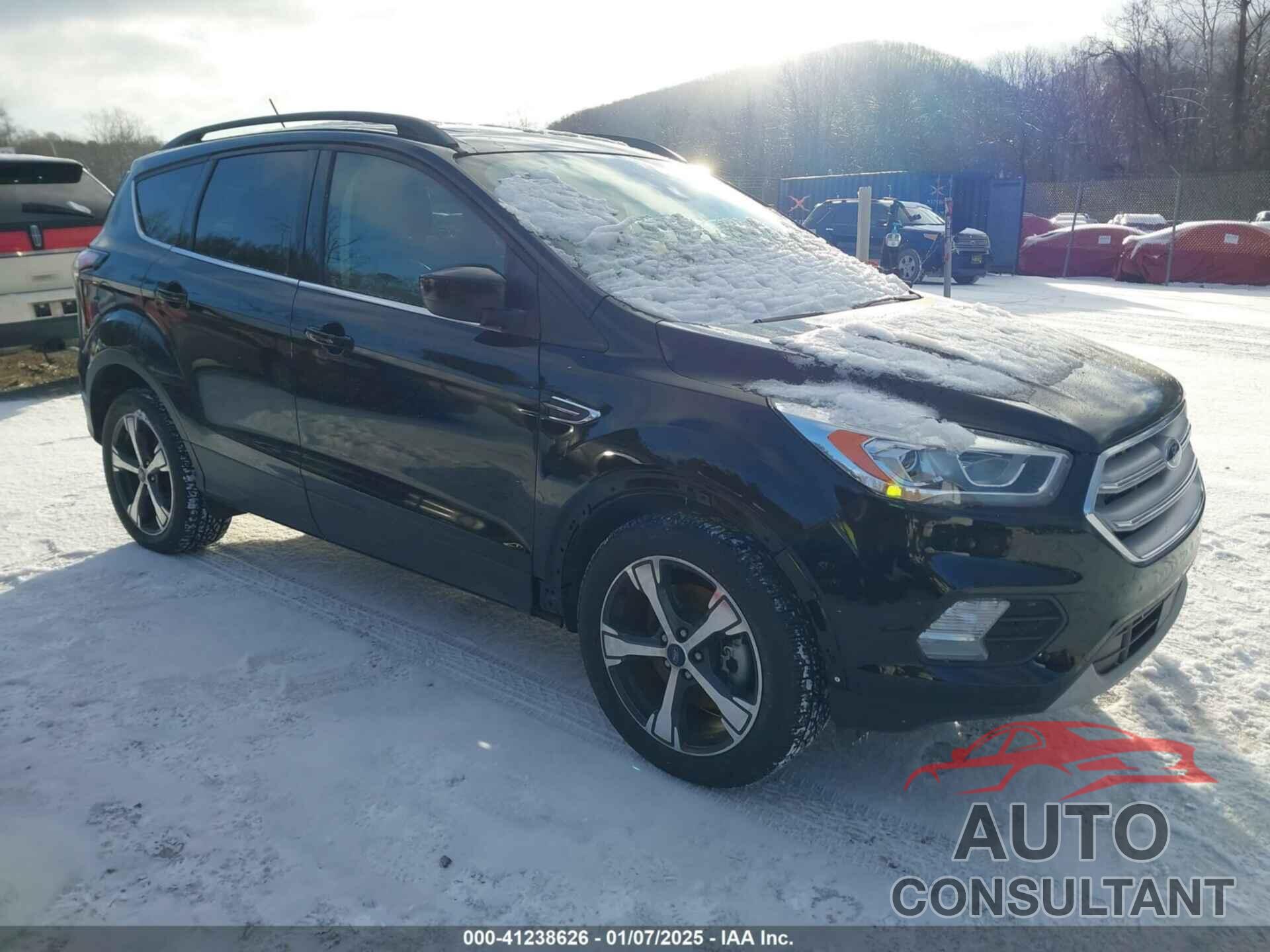 FORD ESCAPE 2018 - 1FMCU9HD1JUB37385