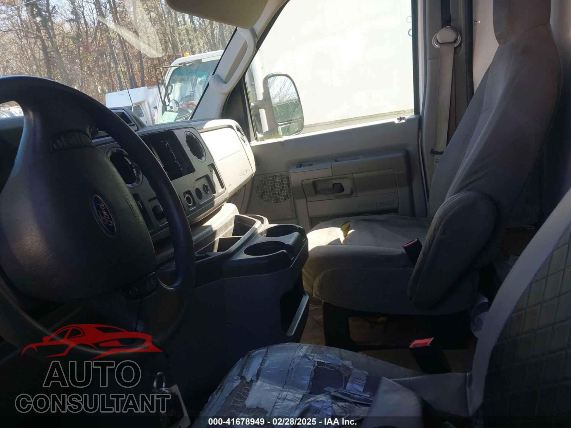 FORD E-350 CUTAWAY 2019 - 1FDWE3F6XKDC16924