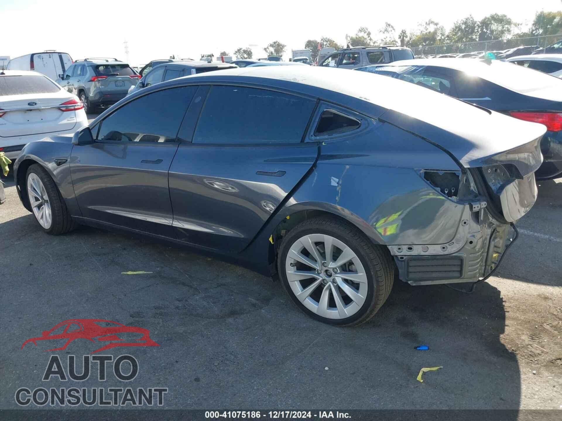 TESLA MODEL 3 2023 - 5YJ3E1EA7PF652860