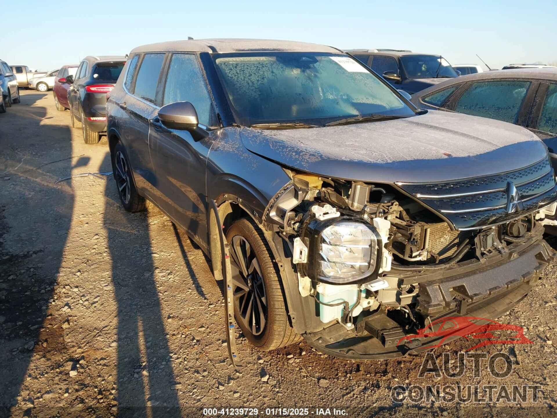 MITSUBISHI OUTLANDER 2022 - JA4J3UA85NZ021303