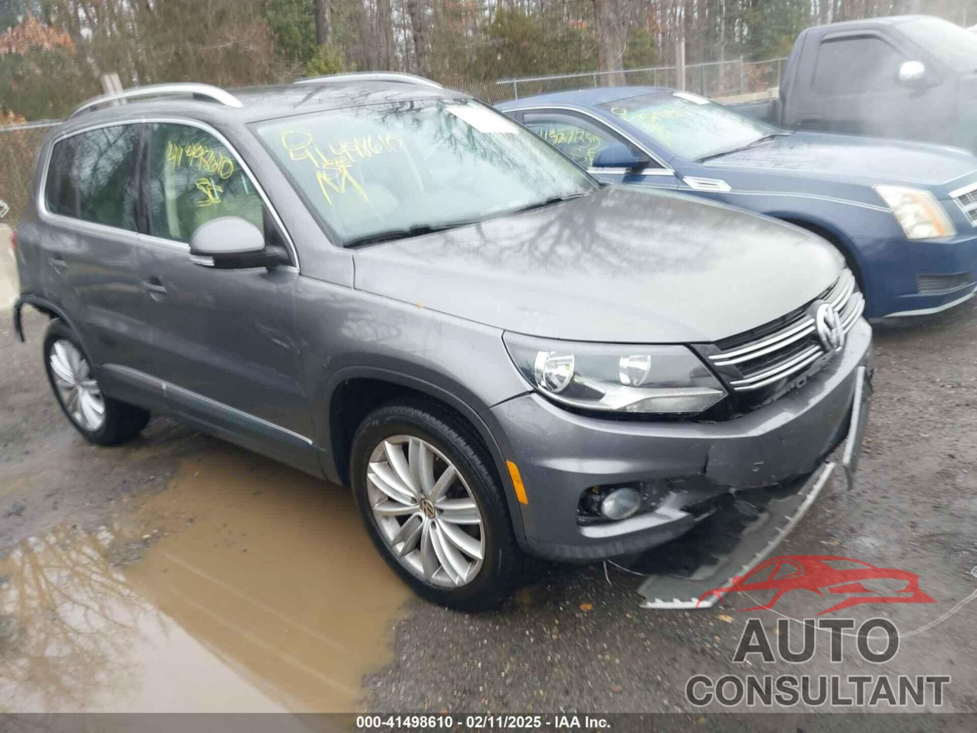 VOLKSWAGEN TIGUAN 2012 - WVGAV7AX2CW002906