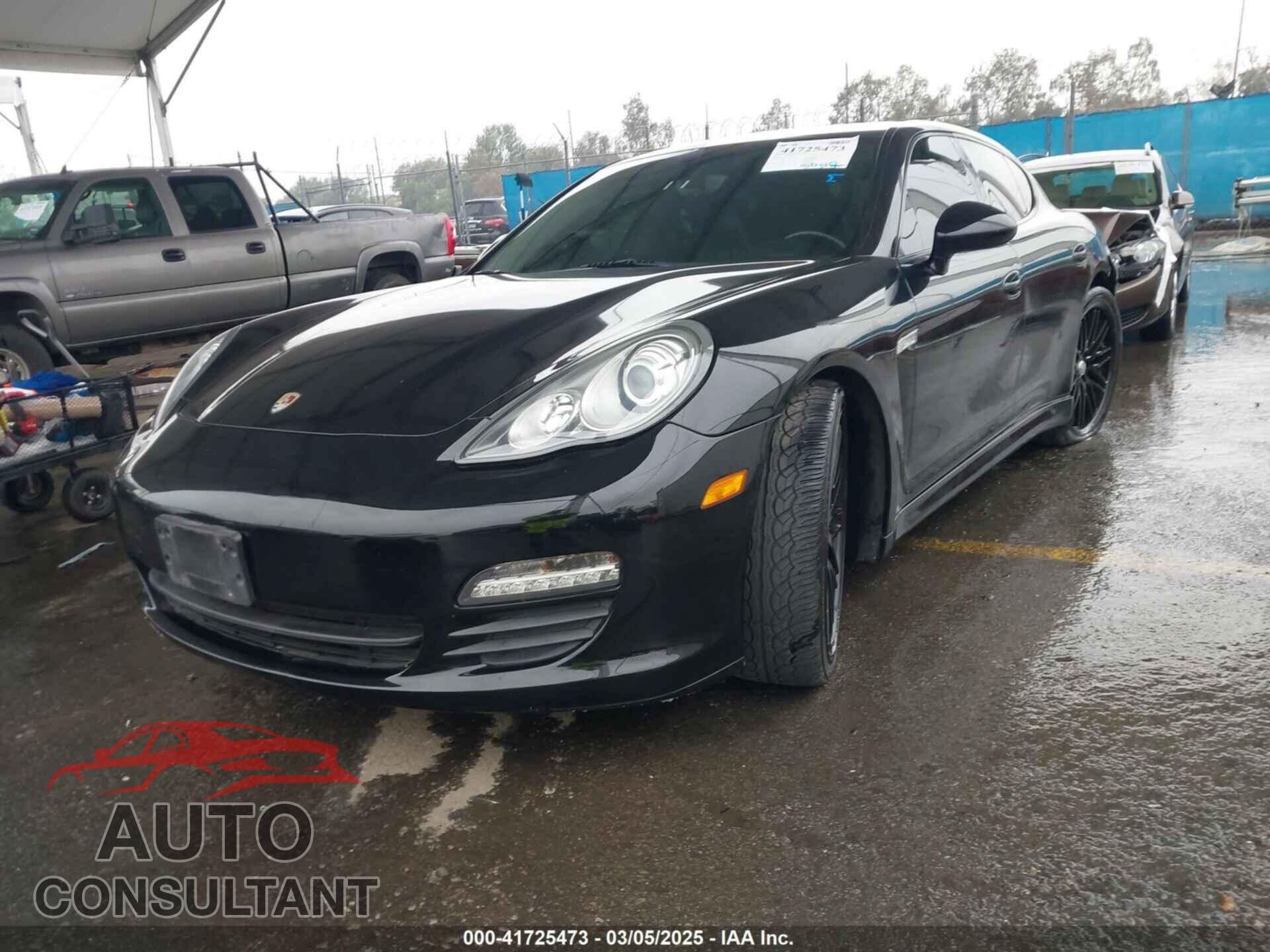 PORSCHE PANAMERA 2011 - WP0AA2A74BL017295