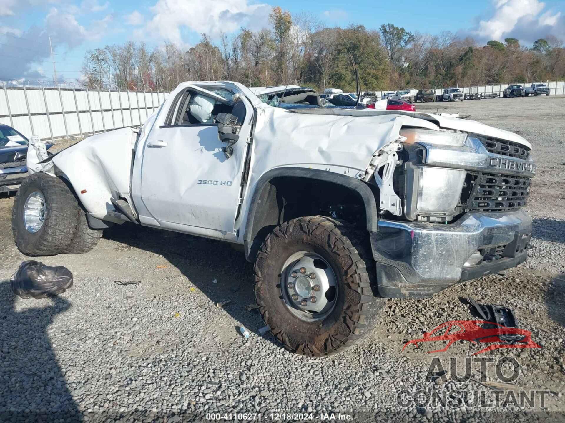 CHEVROLET SILVERADO 3500HD 2022 - 1GC3YTEY6NF108388