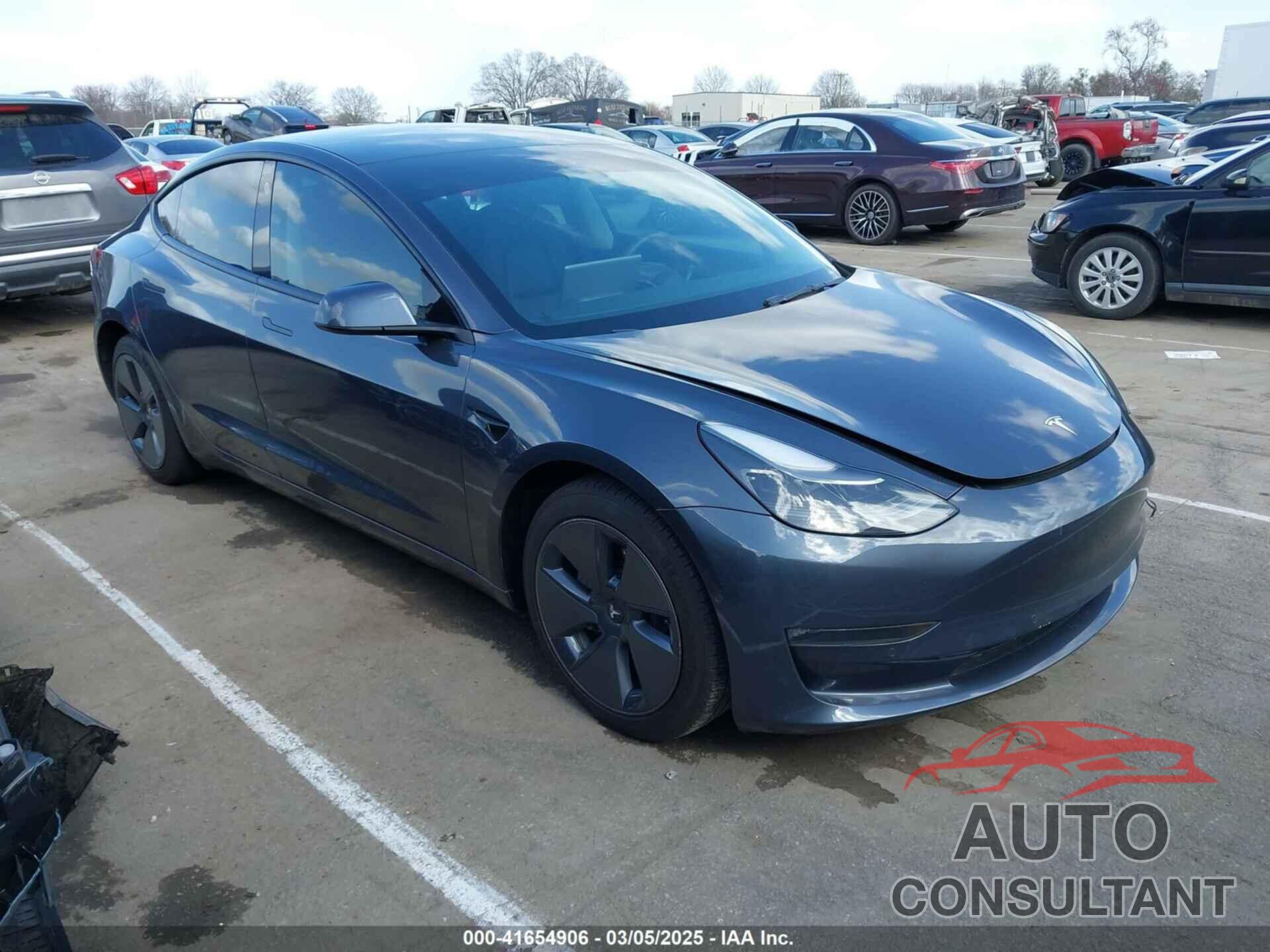 TESLA MODEL 3 2022 - 5YJ3E1EB4NF275202