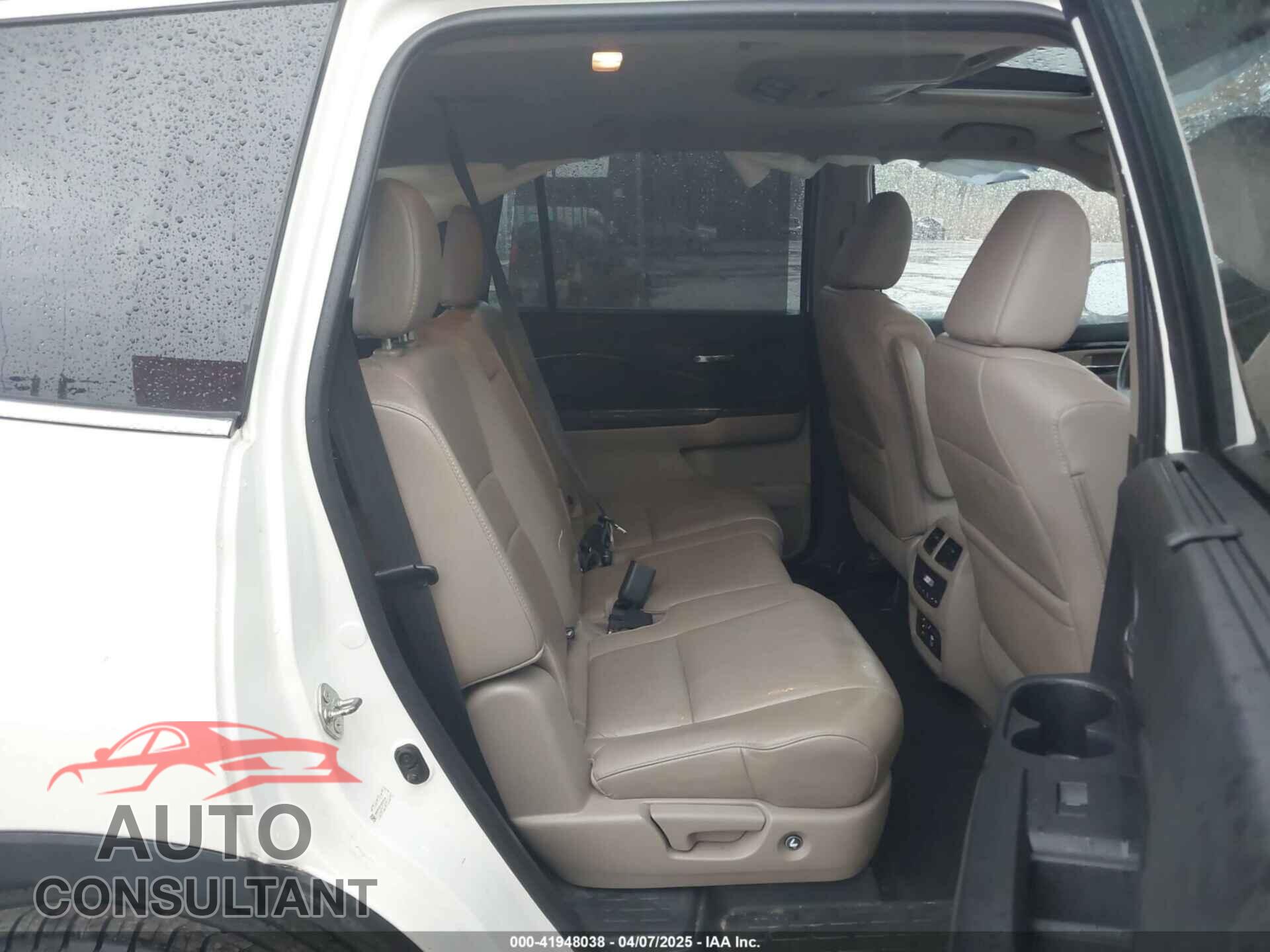 HONDA PILOT 2016 - 5FNYF5H91GB016348