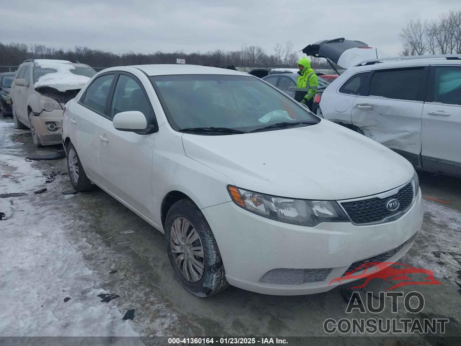 KIA FORTE 2011 - KNAFT4A27B5403212