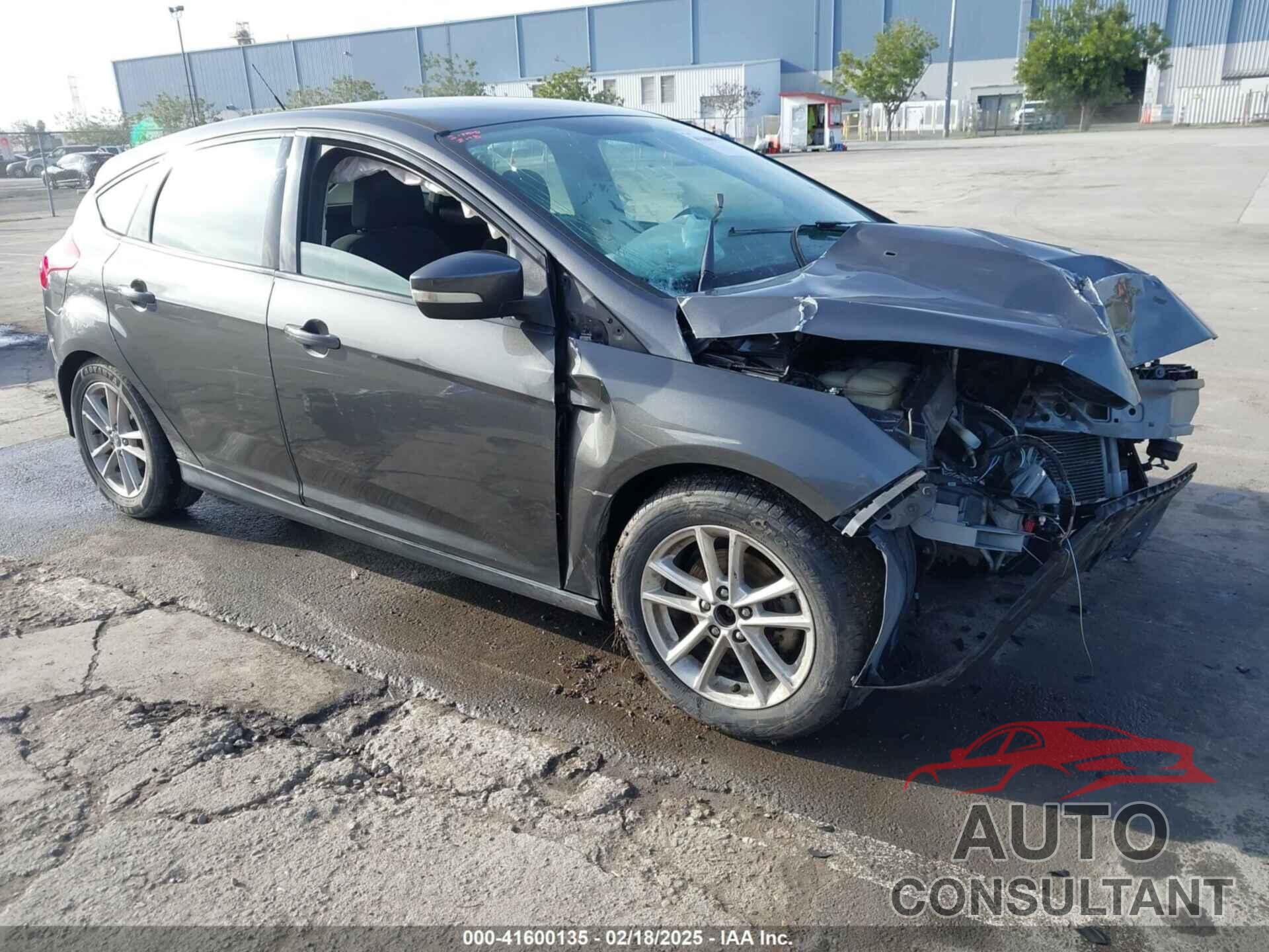 FORD FOCUS 2016 - 1FADP3K2XGL246873