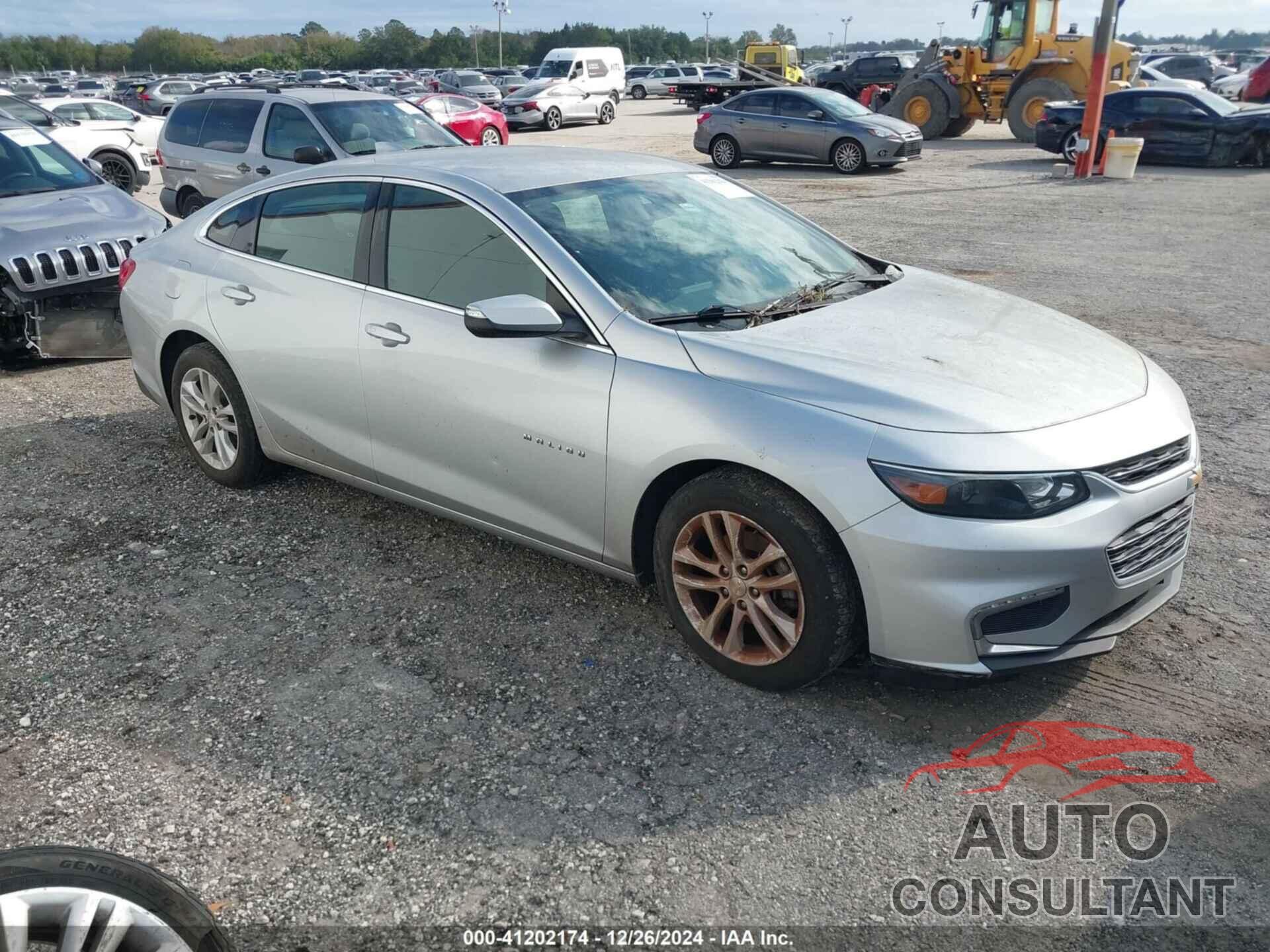 CHEVROLET MALIBU 2017 - 1G1ZE5ST3HF184574