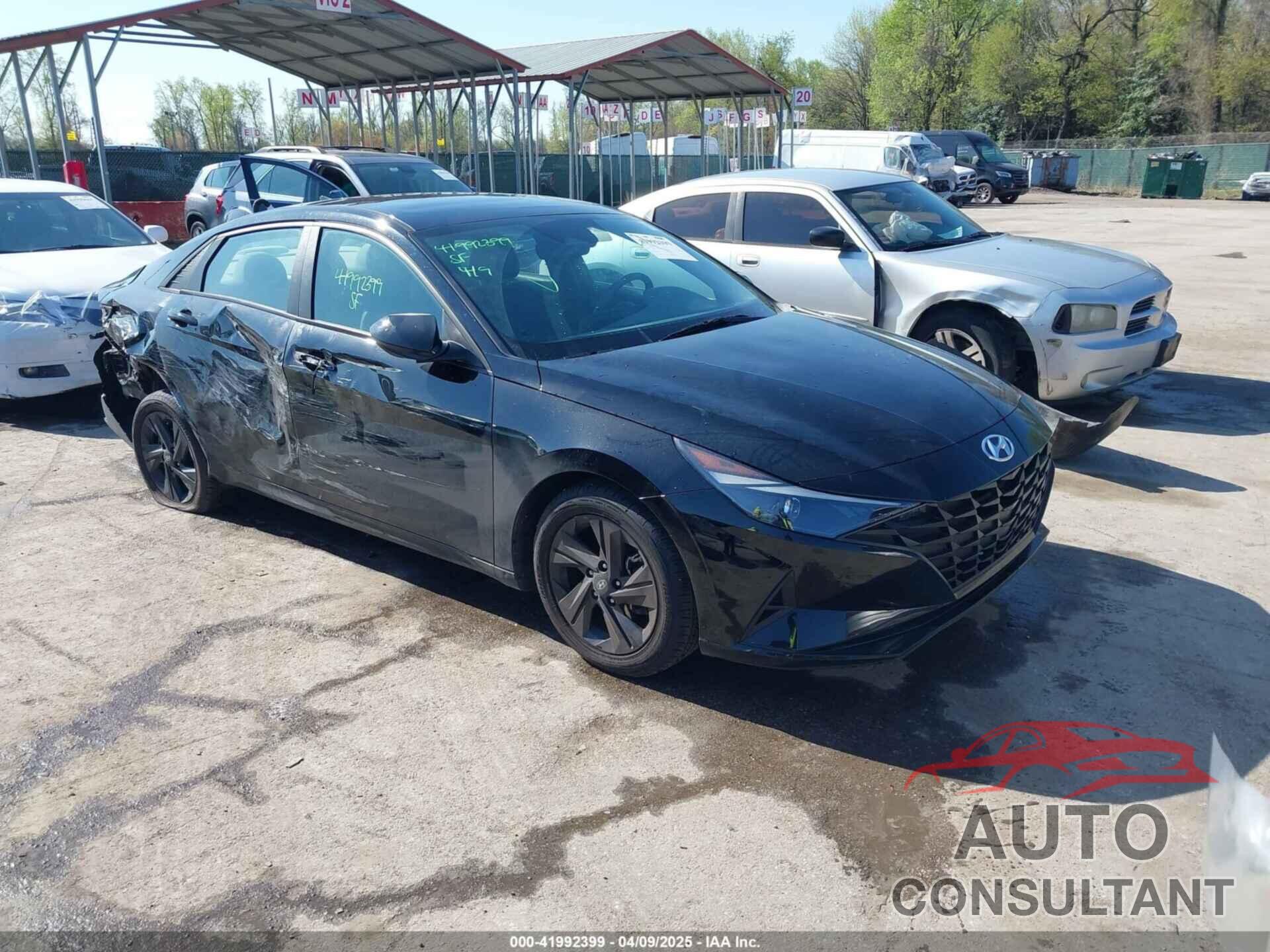 HYUNDAI ELANTRA 2021 - KMHLM4AG2MU139366