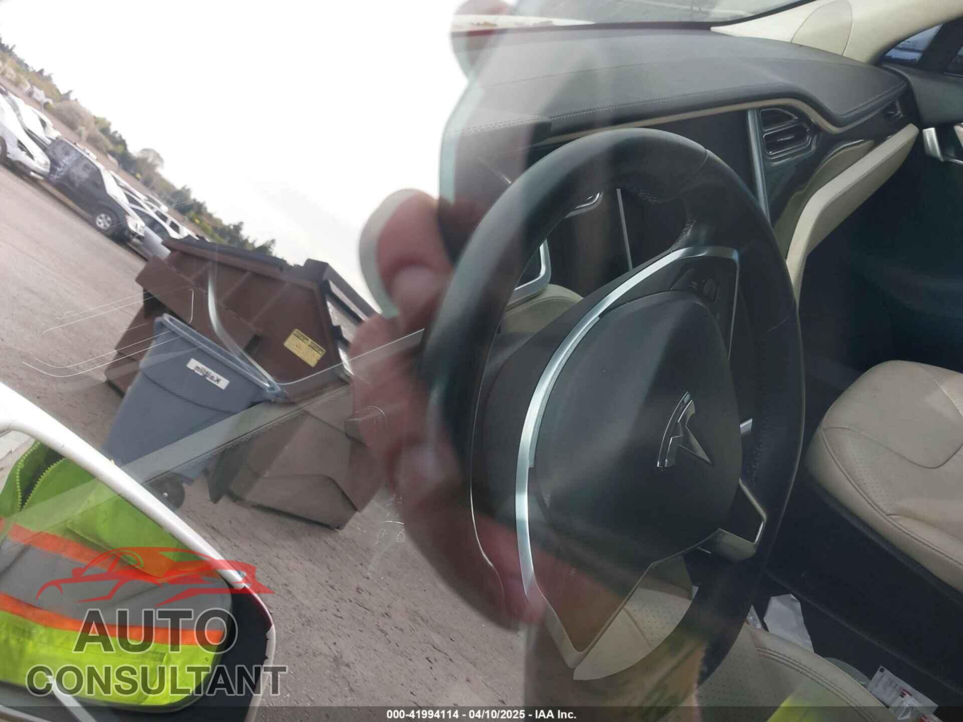 TESLA MODEL S 2012 - 5YJSA1DN6CFS00341