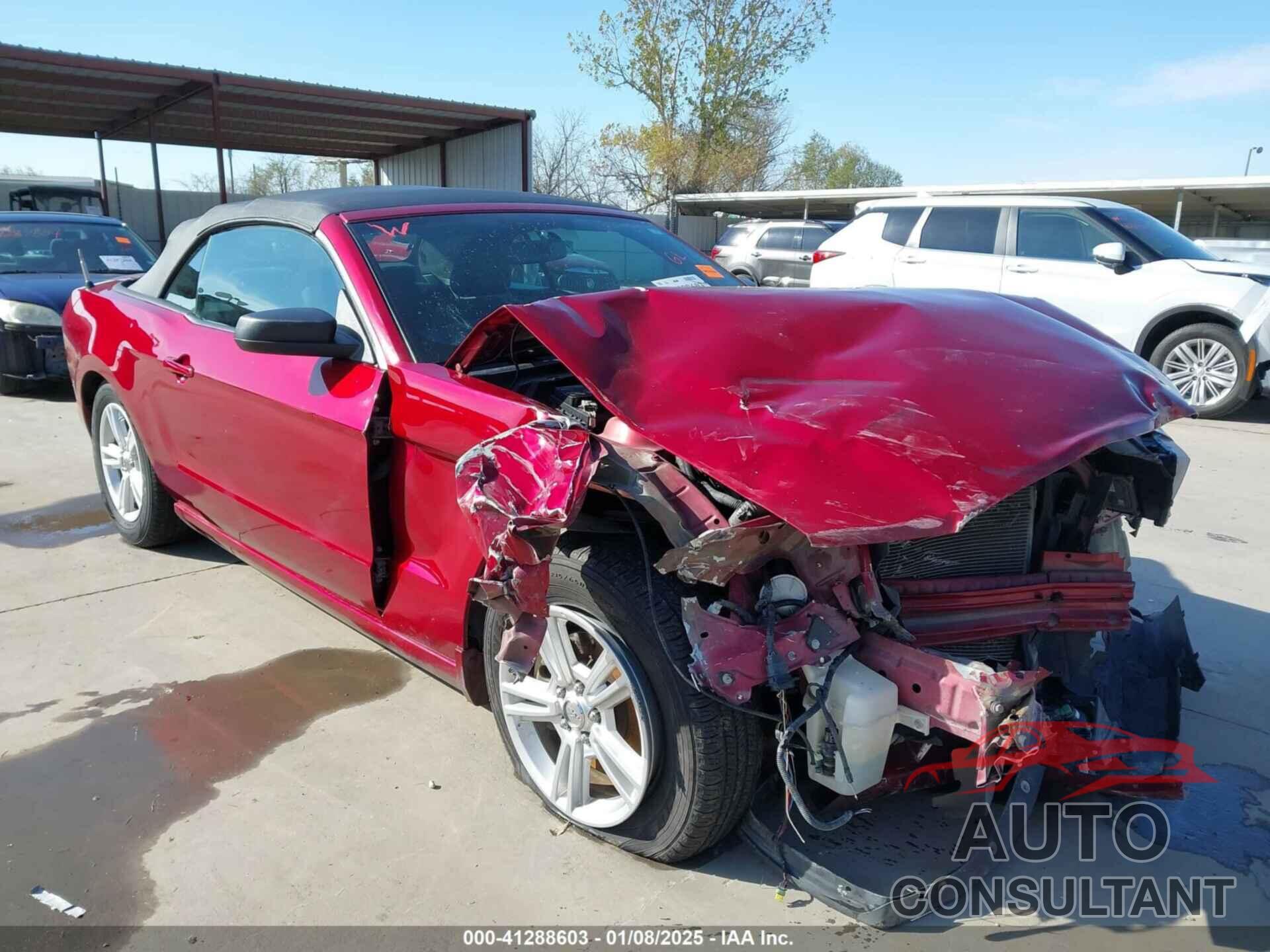 FORD MUSTANG 2014 - 1ZVBP8EM5E5305001