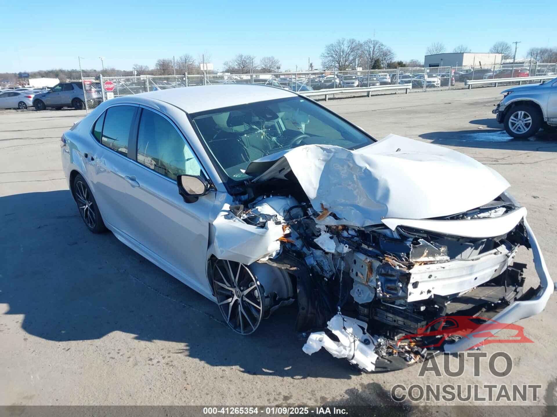 TOYOTA CAMRY 2024 - 4T1G11AK6RU263242