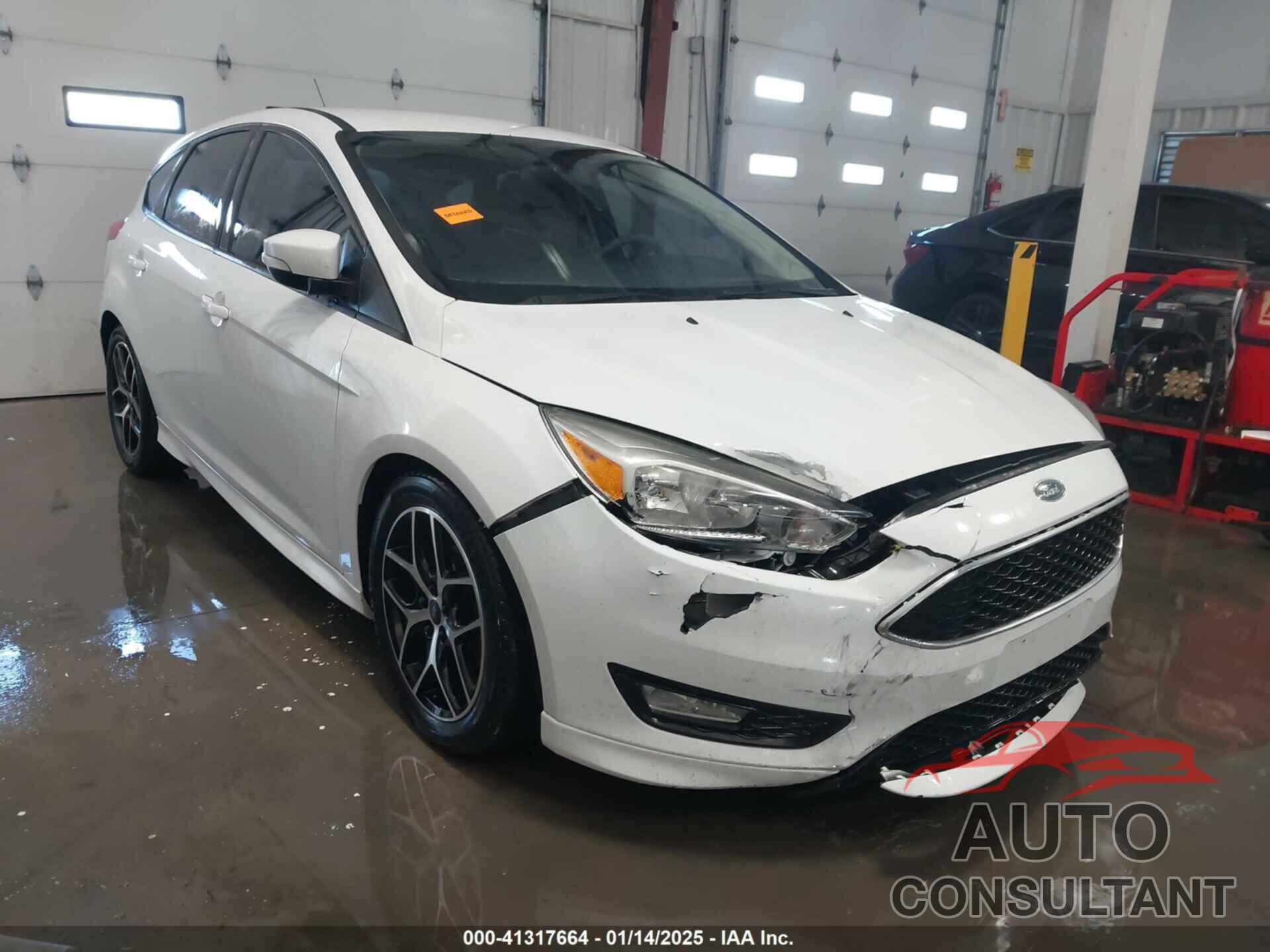 FORD FOCUS 2015 - 1FADP3K26FL324693