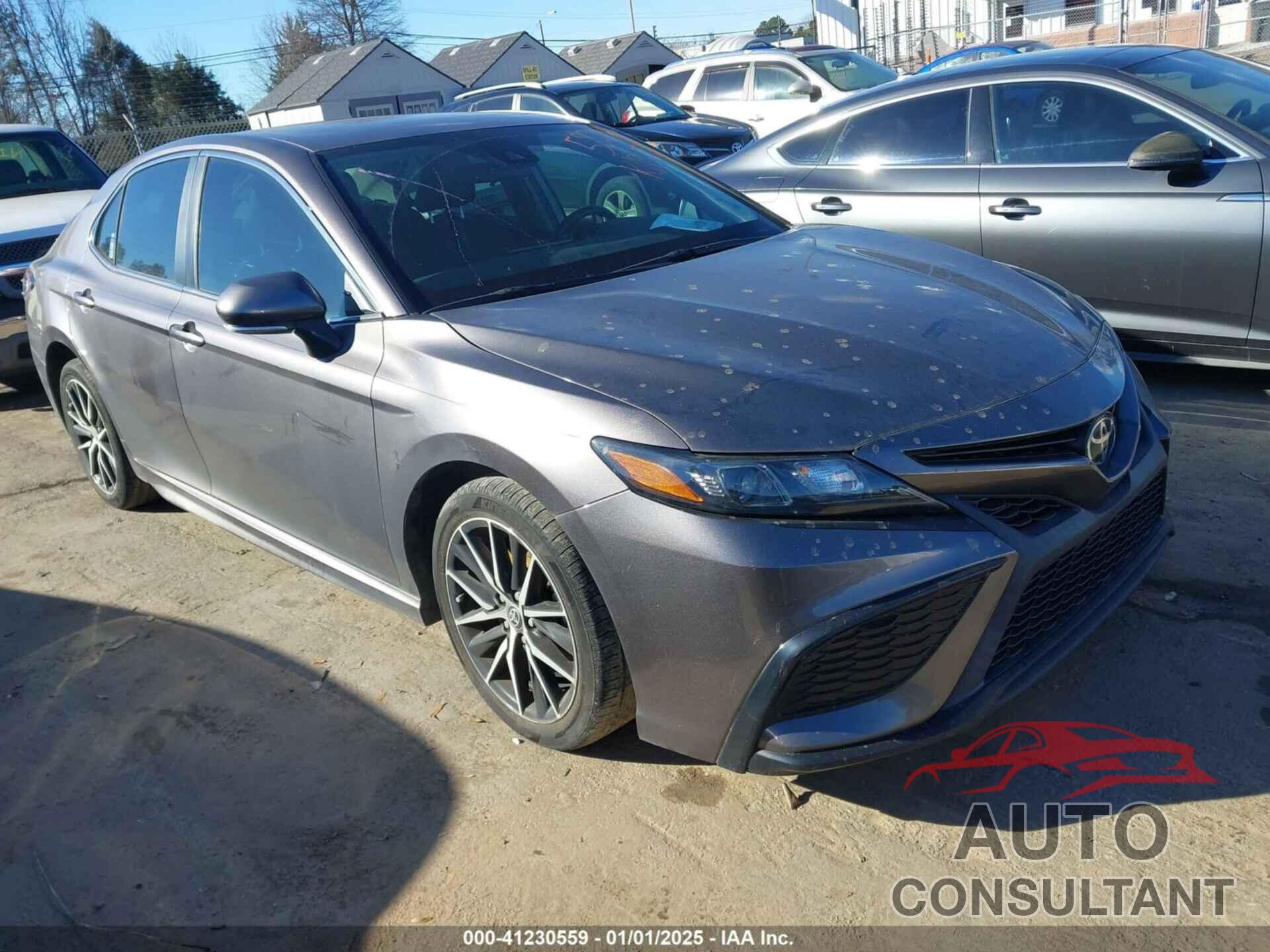TOYOTA CAMRY 2021 - 4T1G11AK6MU475826