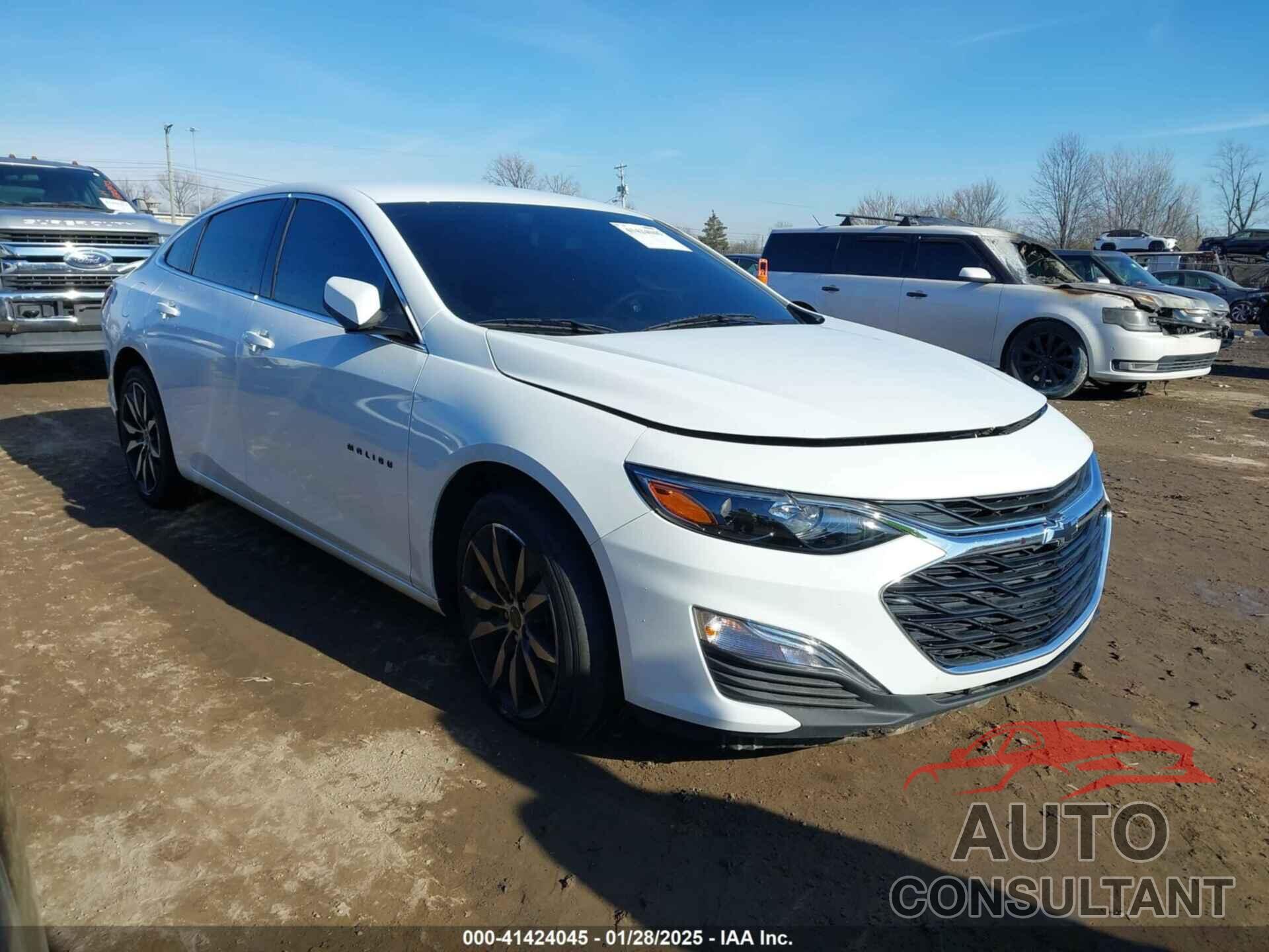 CHEVROLET MALIBU 2020 - 1G1ZG5ST5LF087377