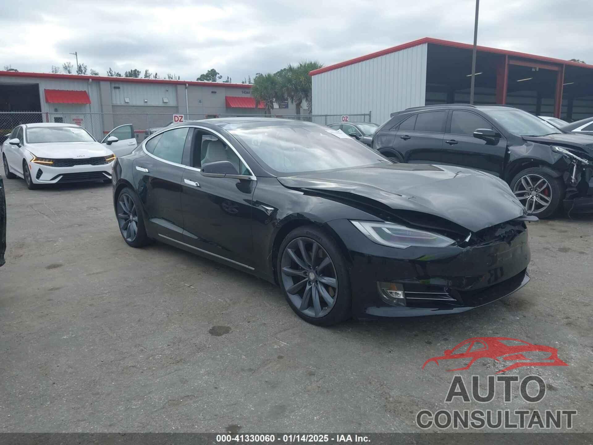 TESLA MODEL S 2018 - 5YJSA1E21JF260769