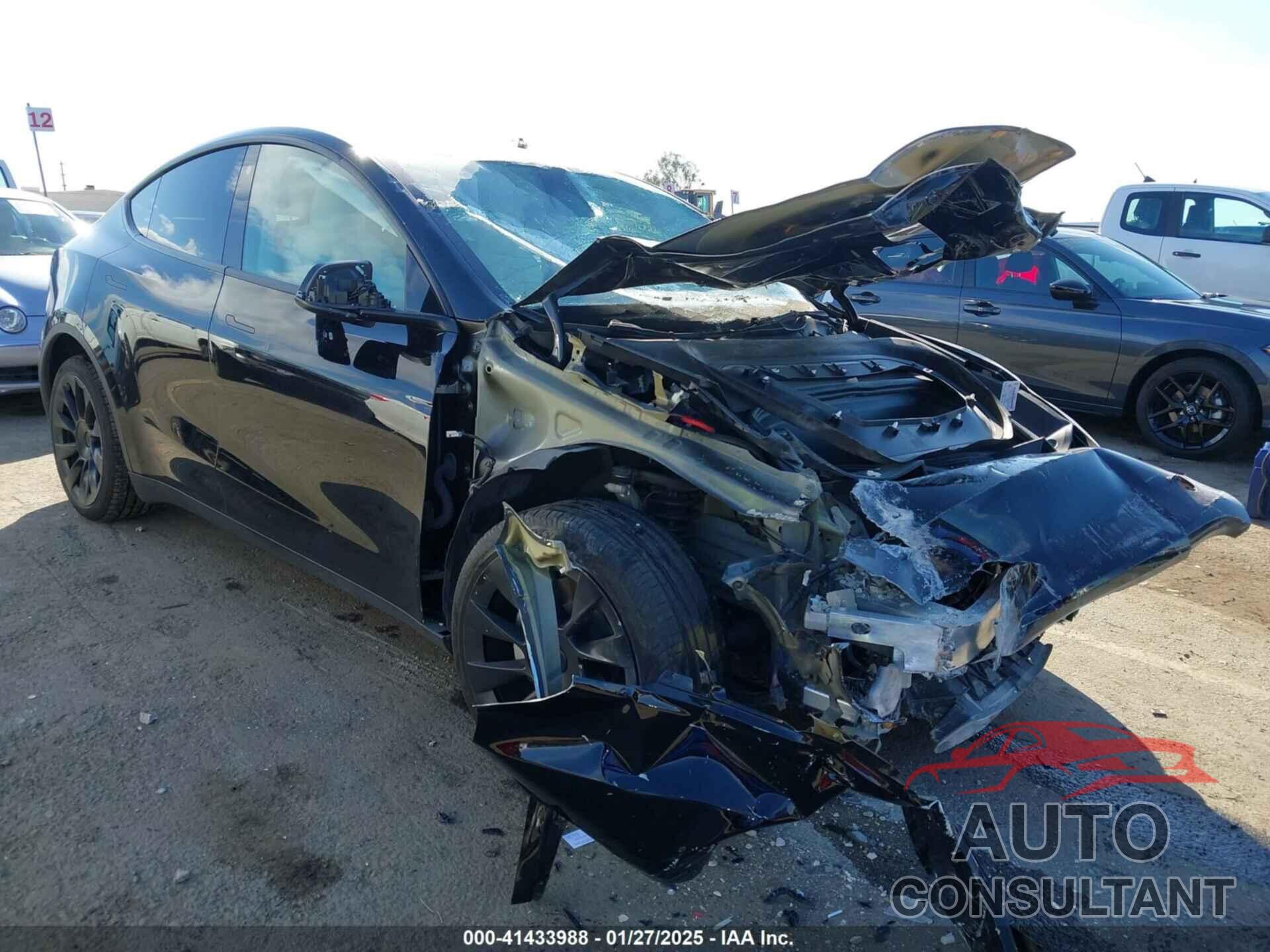 TESLA MODEL Y 2023 - 7SAYGDEE8PF620748