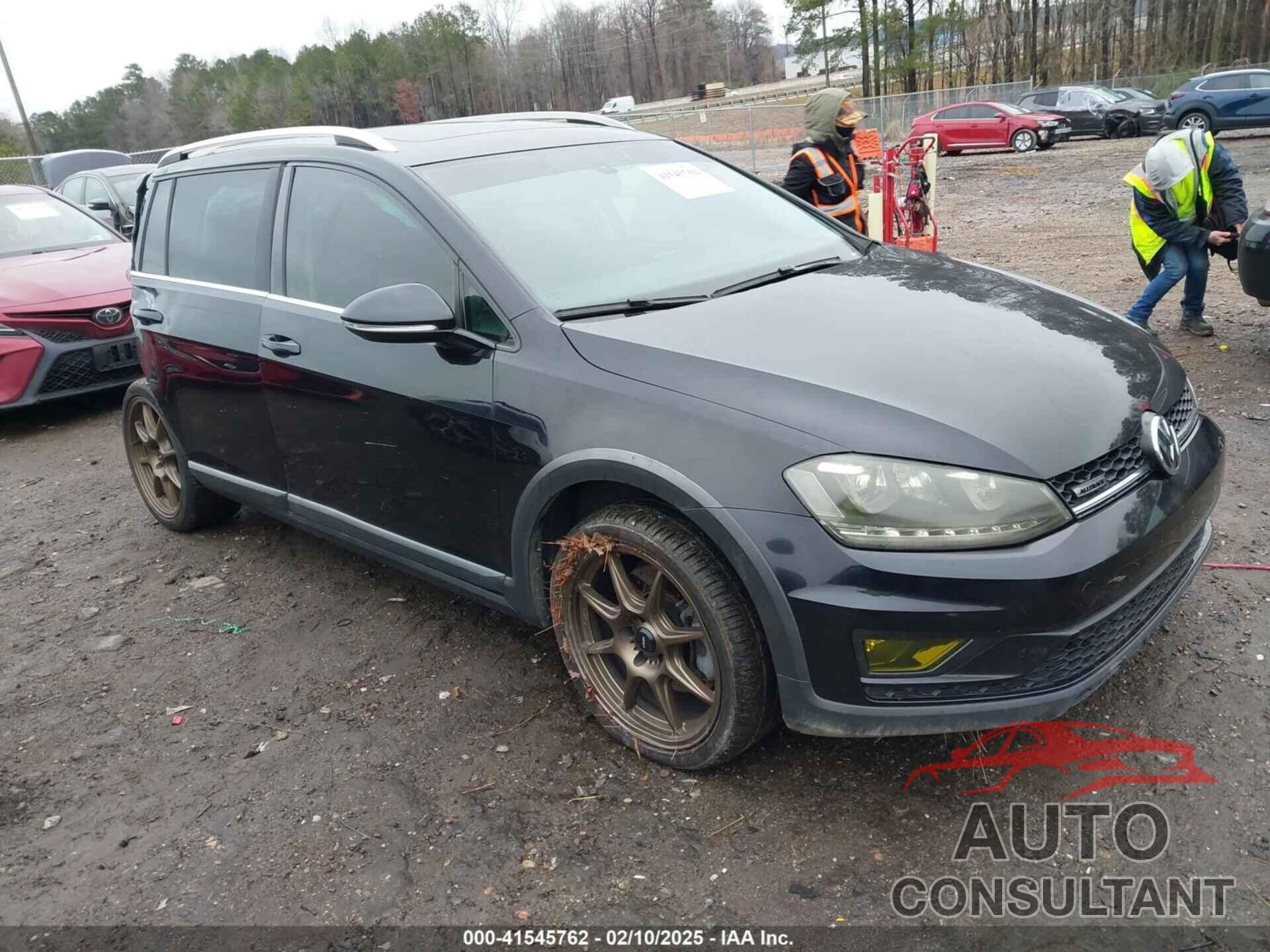 VOLKSWAGEN GOLF ALLTRACK 2017 - 3VWH17AU2HM508423