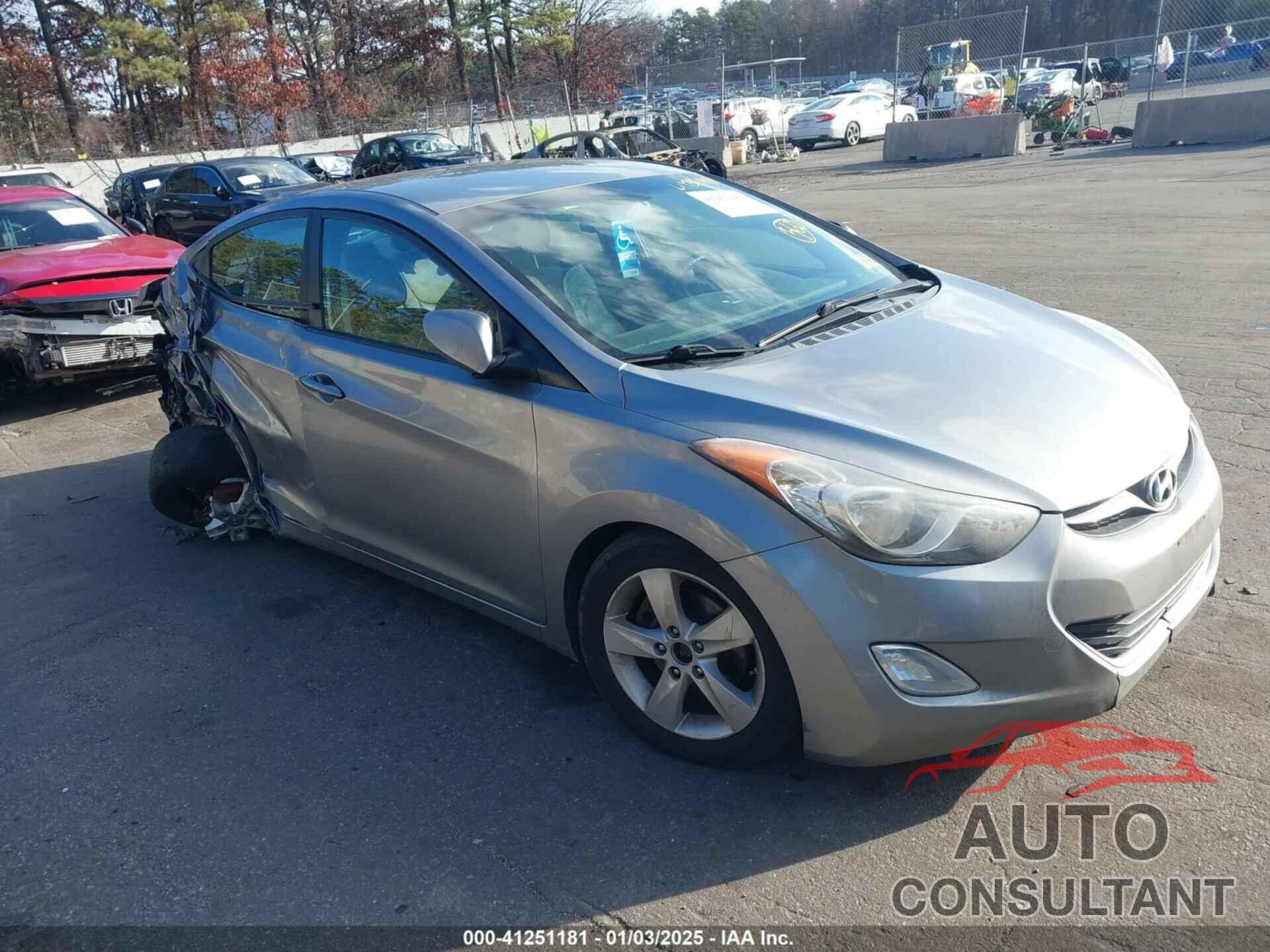 HYUNDAI ELANTRA 2012 - KMHDH4AE5CU259829