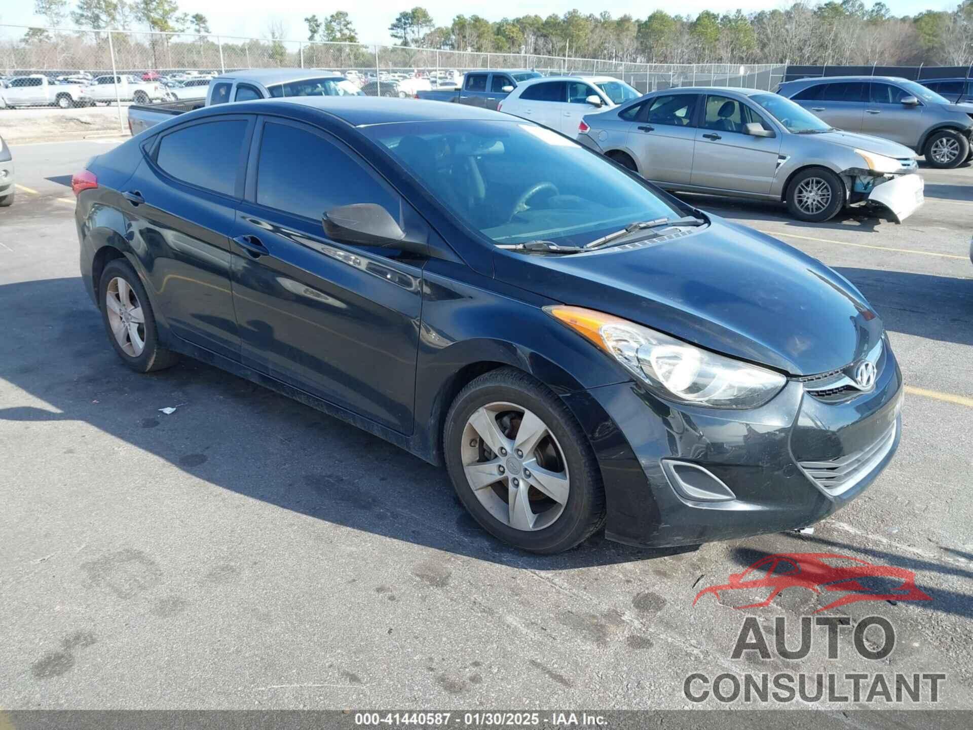 HYUNDAI ELANTRA 2011 - 5NPDH4AE1BH017830