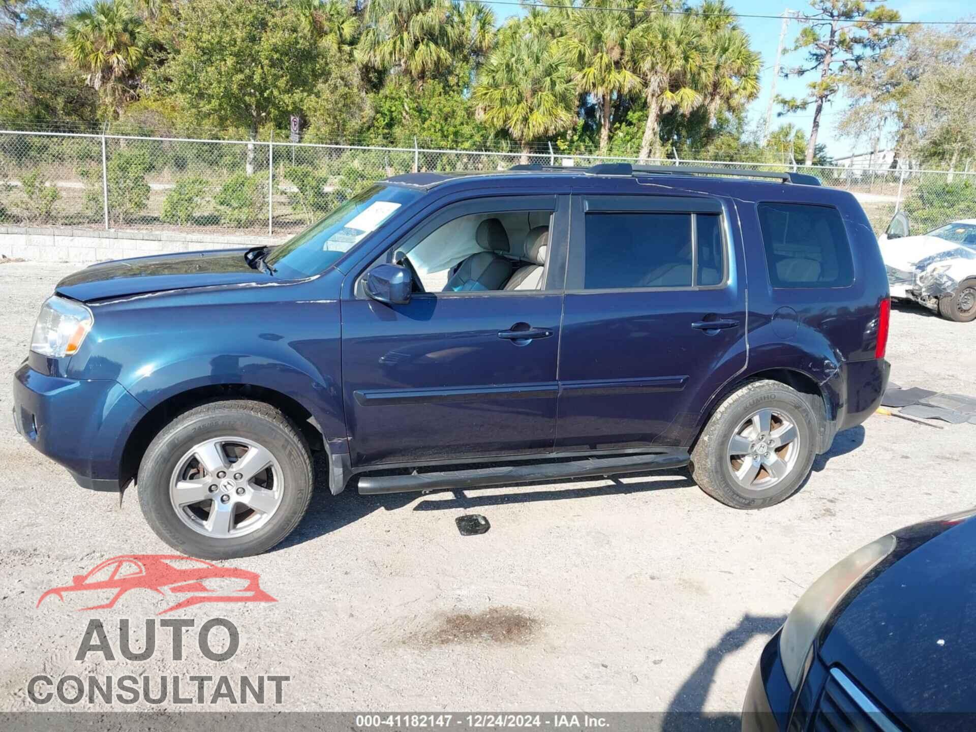HONDA PILOT 2011 - 5FNYF3H61BB014151