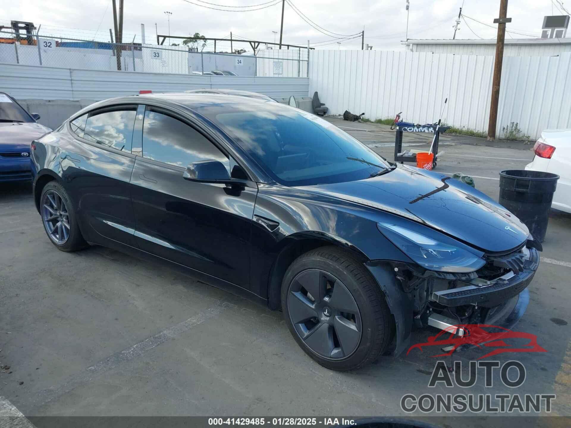 TESLA MODEL 3 2023 - 5YJ3E1EA1PF641353