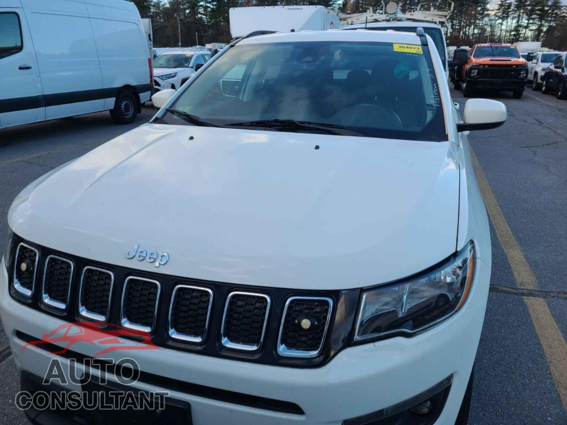 JEEP COMPASS 2019 - 3C4NJDBB7KT671910