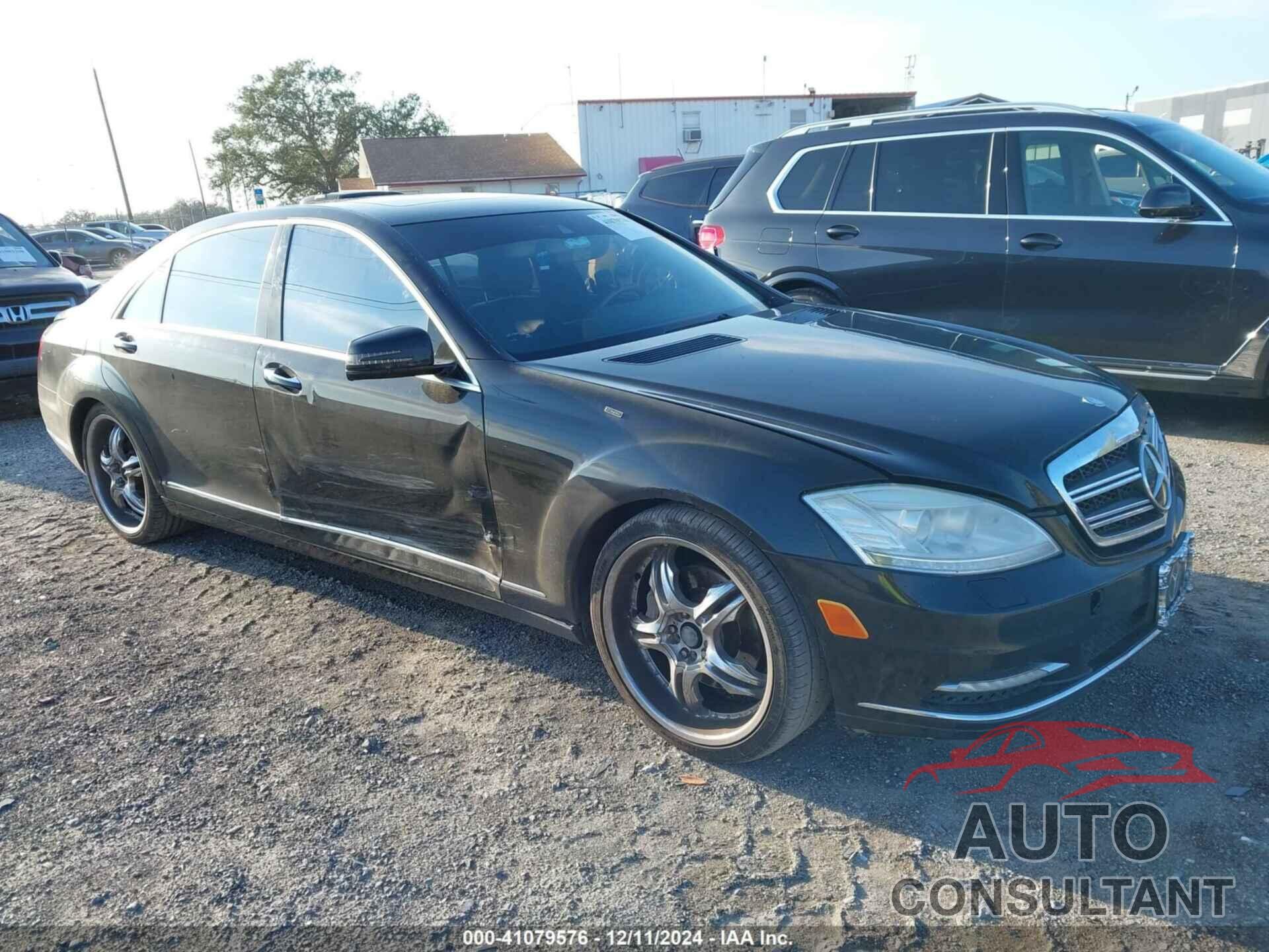 MERCEDES-BENZ S 550 2011 - WDDNG7BBXBA399267