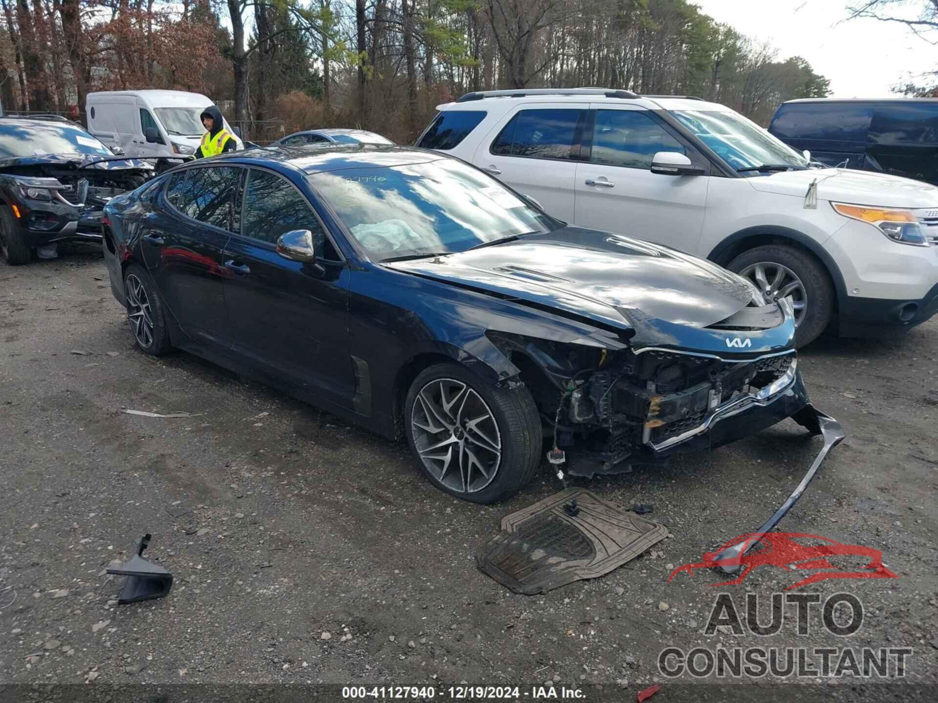 KIA STINGER 2022 - KNAE35LD2N6110431