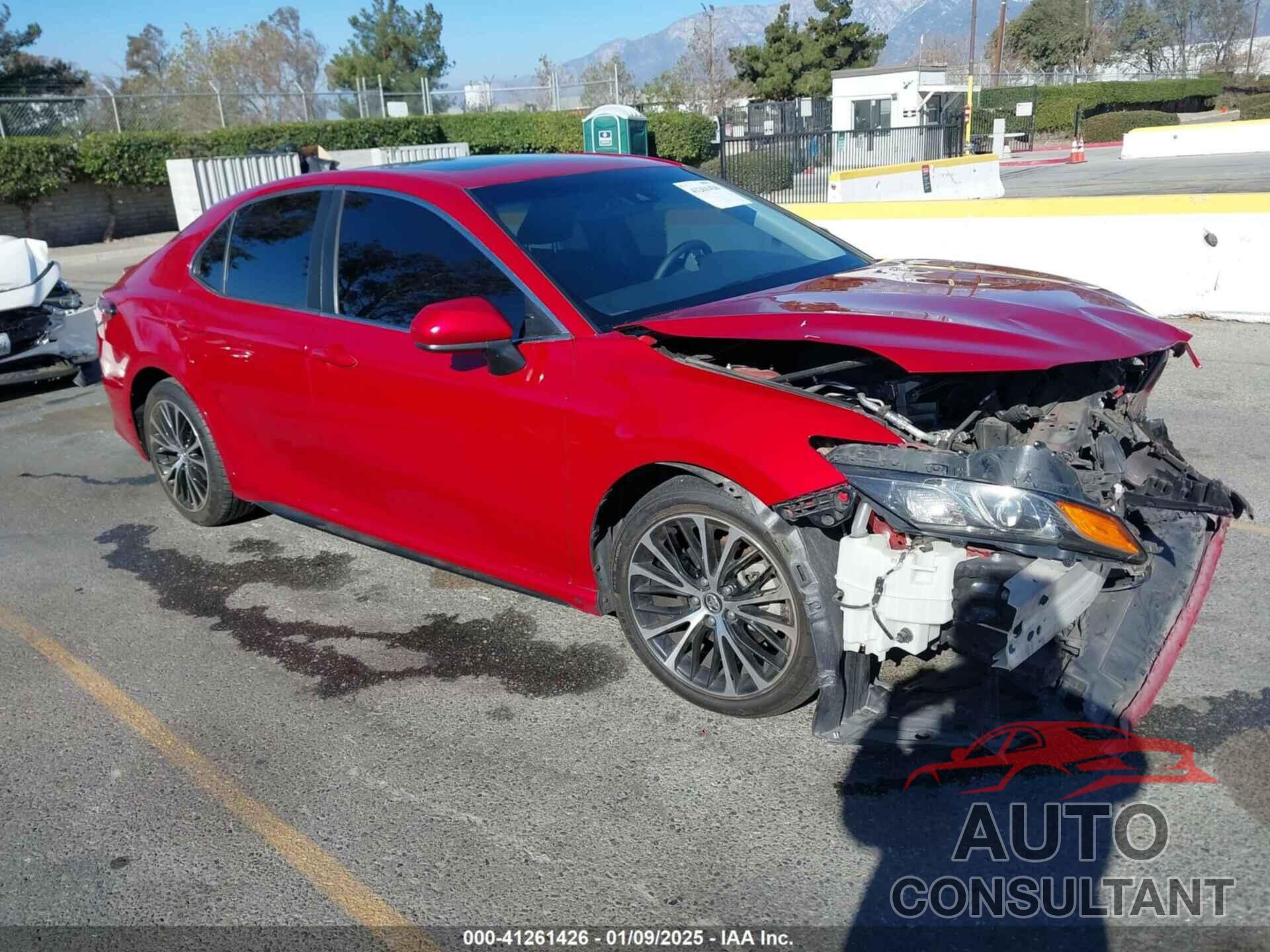 TOYOTA CAMRY 2019 - 4T1B11HK3KU181412