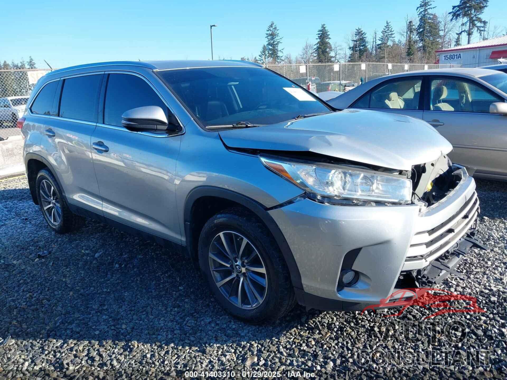 TOYOTA HIGHLANDER 2019 - 5TDJZRFH8KS570677