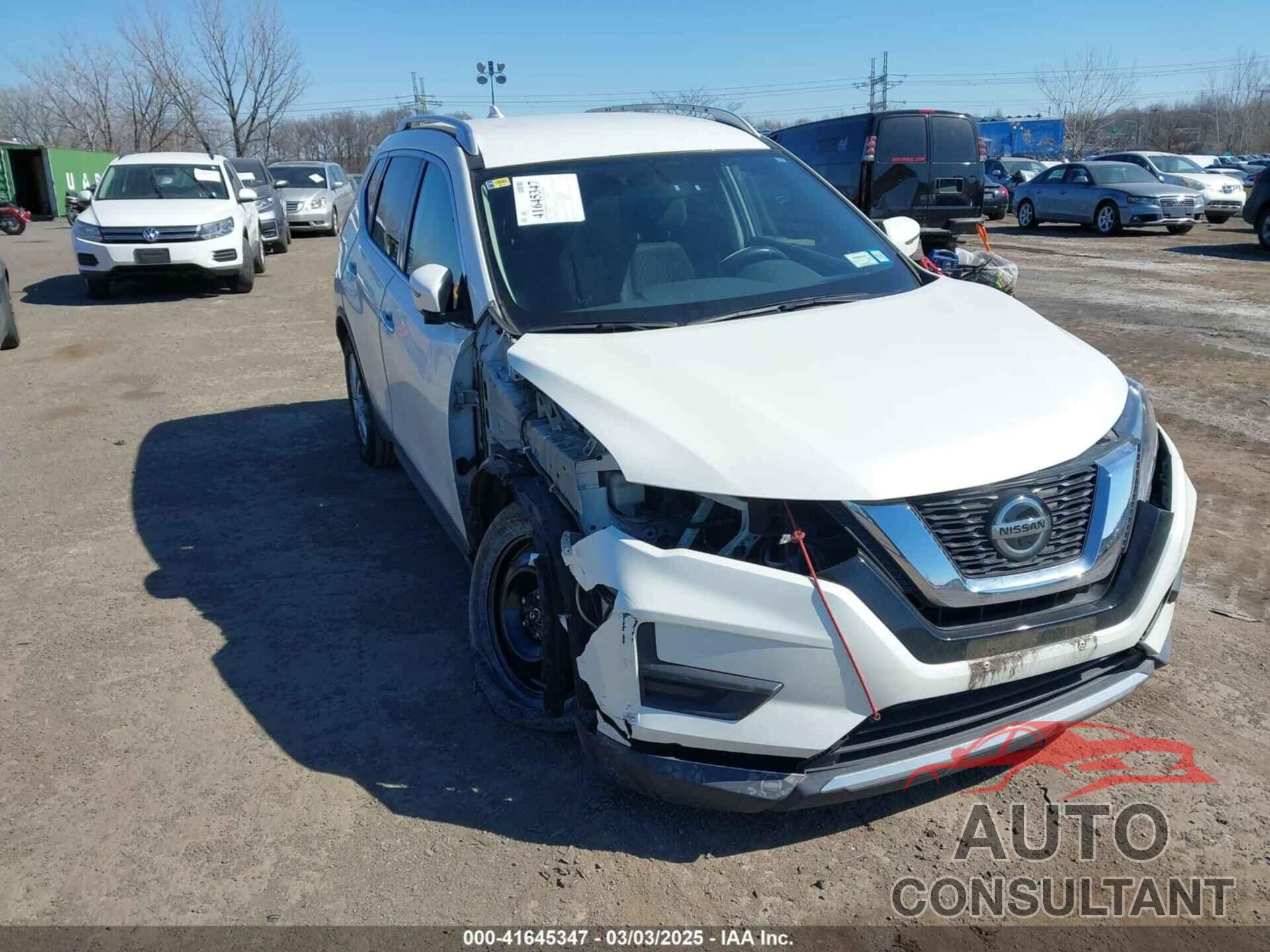 NISSAN ROGUE 2018 - KNMAT2MV0JP611202