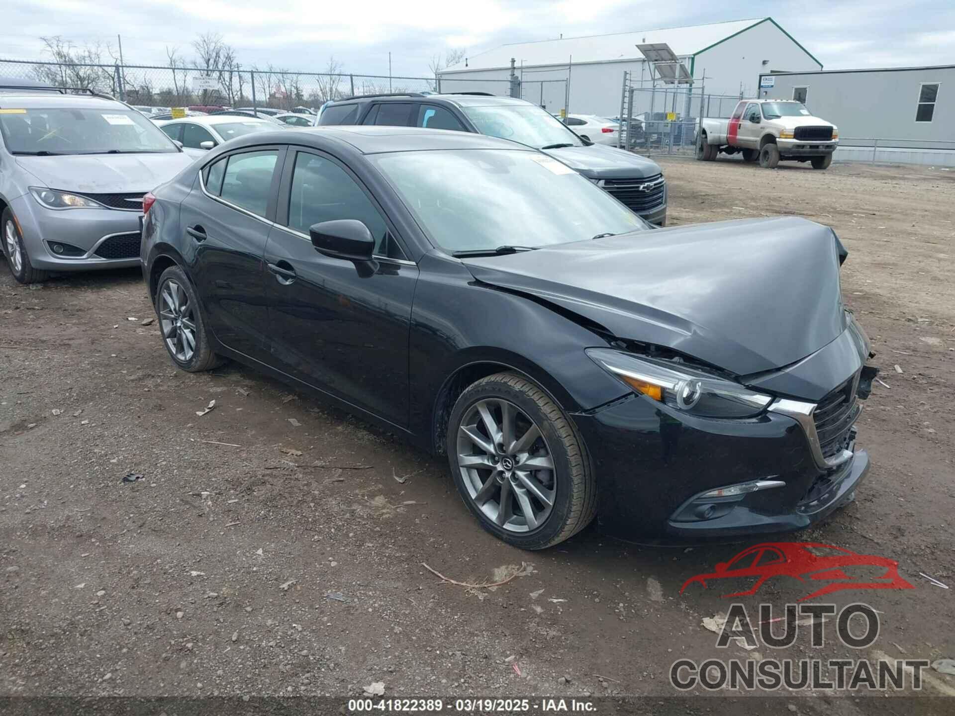 MAZDA MAZDA3 2018 - 3MZBN1W32JM172589