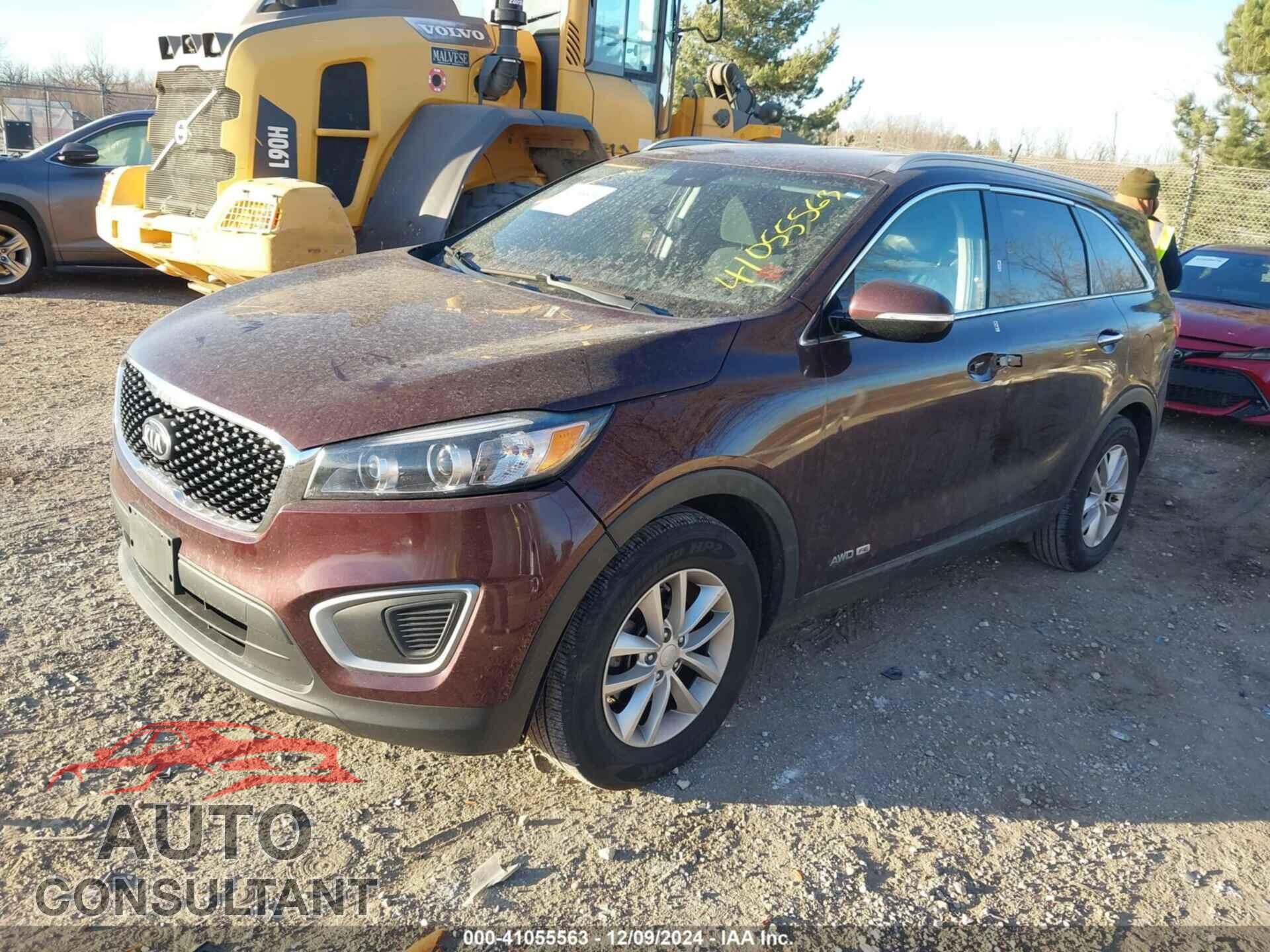 KIA SORENTO 2017 - 5XYPGDA52HG324164