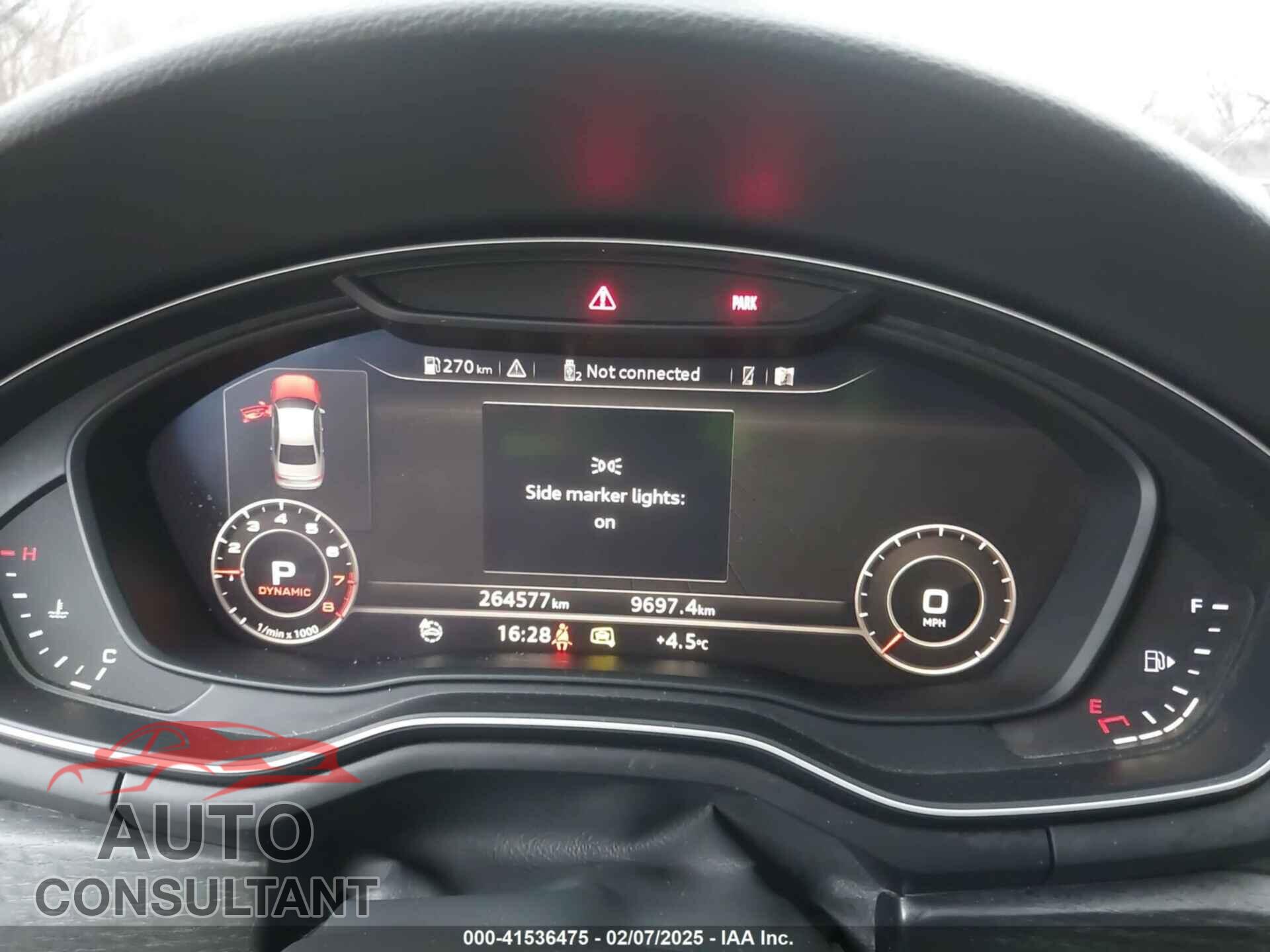 AUDI A4 2017 - WAUENAF49HN058921