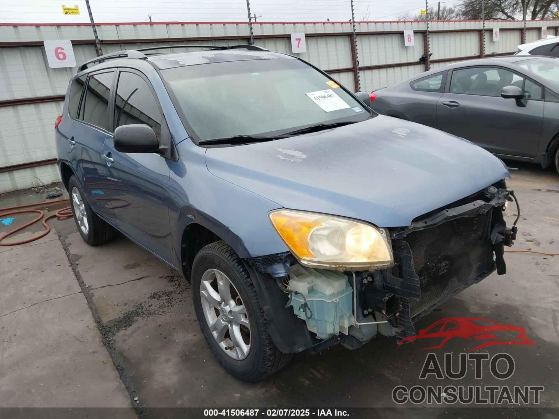 TOYOTA RAV4 2011 - JTMZF4DV7BD029736