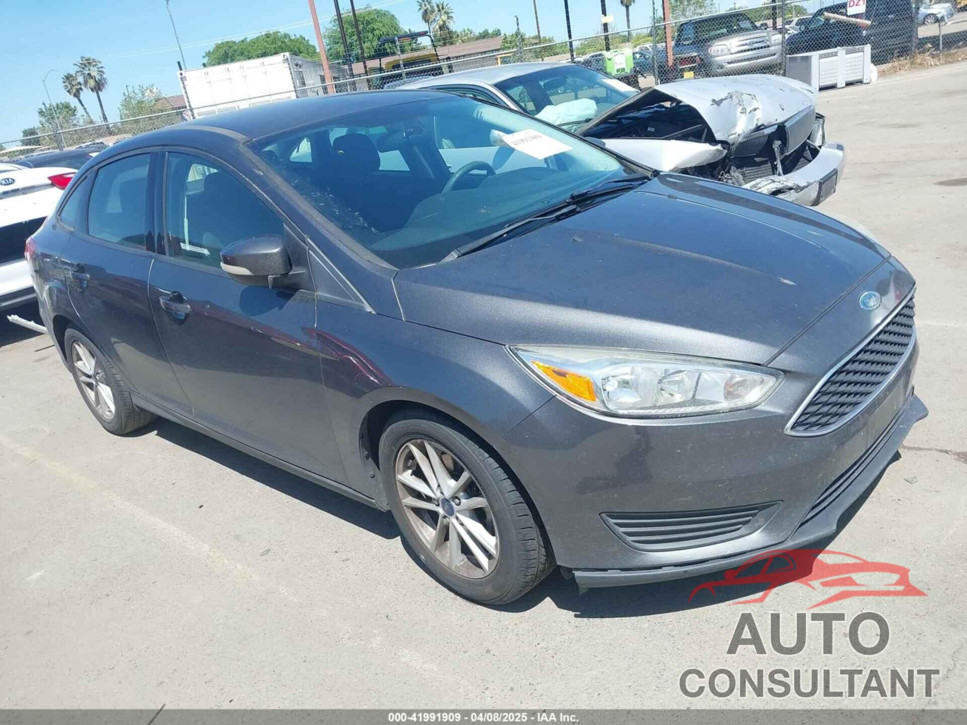 FORD FOCUS 2017 - 1FADP3F26HL308880