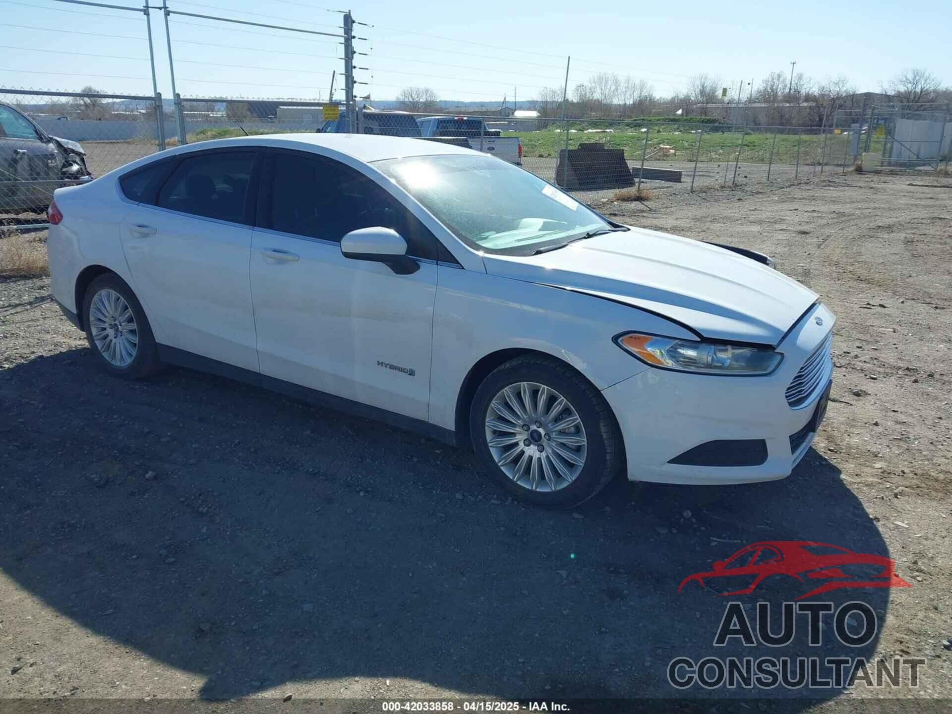 FORD FUSION HYBRID 2015 - 3FA6P0UU5FR307567